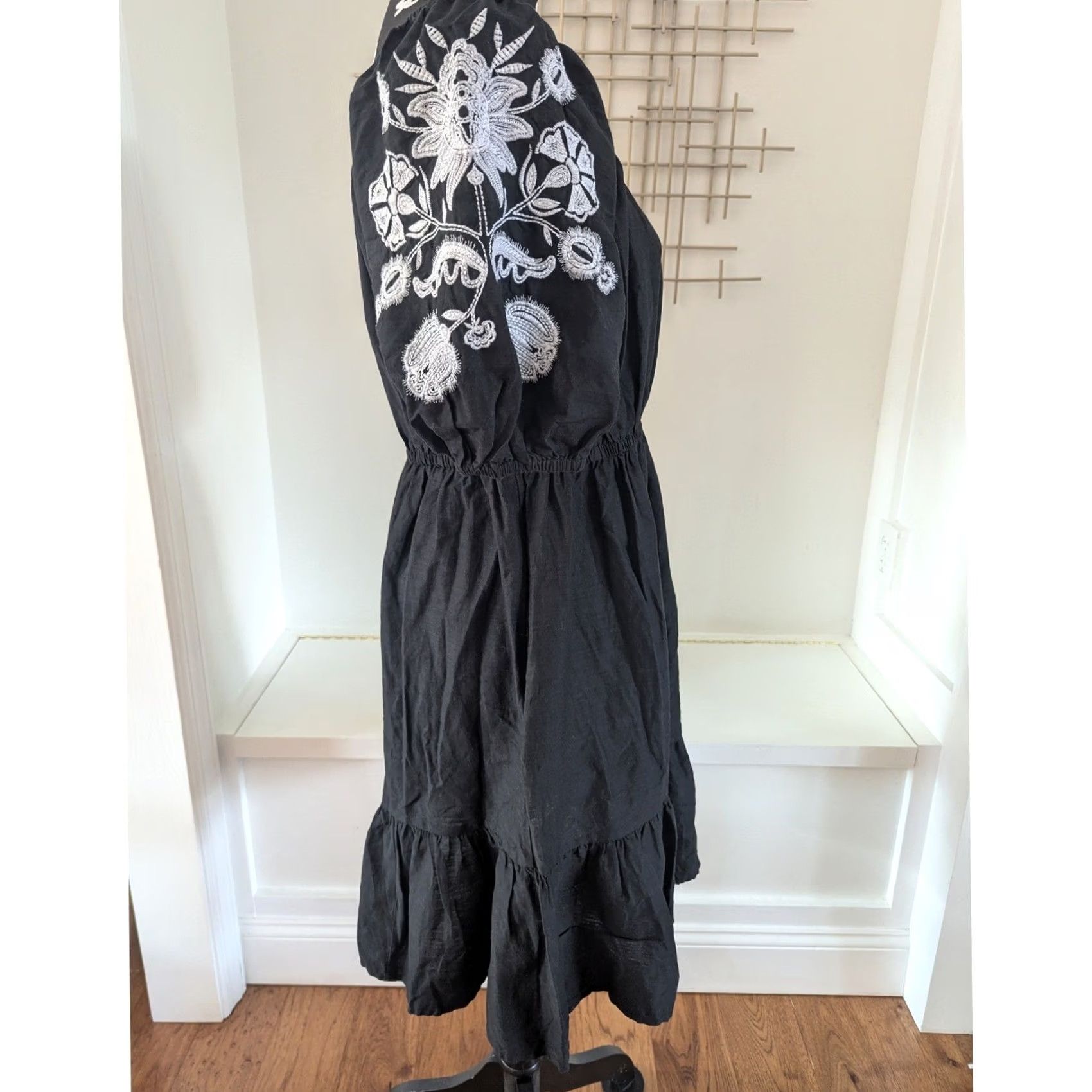 Vintage Knox Rose Black Embroidered Puff Sleeve Dress Size S Boho Ruffle Hem Size S / US 4 / IT 40 - 4 Thumbnail