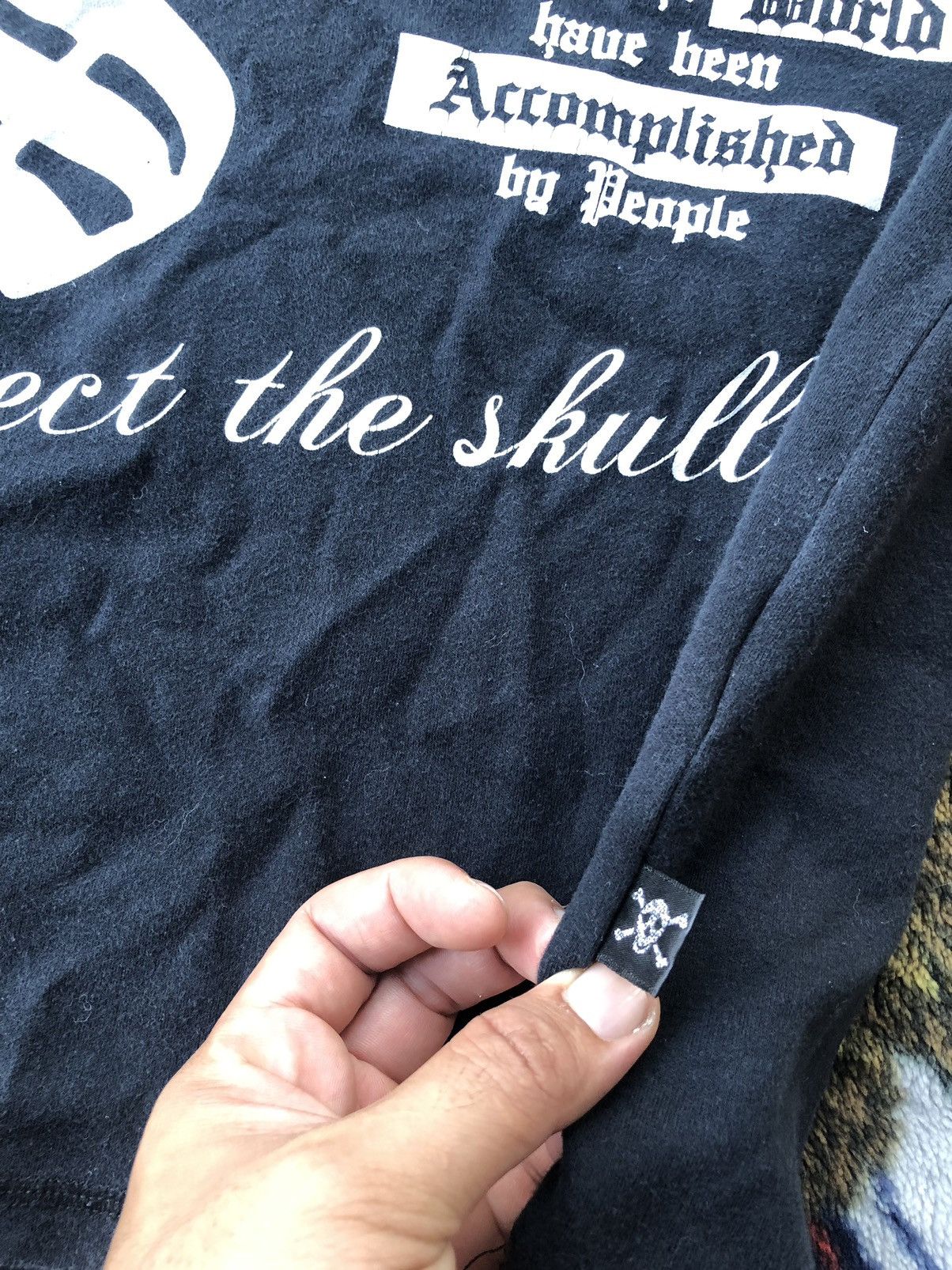 Japanese Brand Vintage Batsu Studio Skull Design Tee Size US L / EU 52-54 / 3 - 9 Thumbnail