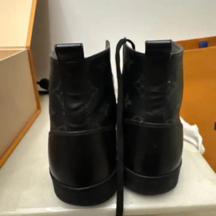 Louis Vuitton Louis Vuitton Black Monogram High-Top Sneakers -2508 Size US 7.5 / EU 40-41 - 3 Thumbnail