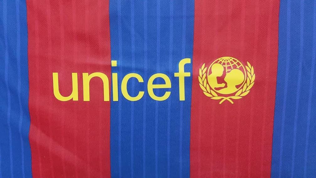 Nike Barcelona Home Nike Jersey 2016/17, Size Medium Size US M / EU 48-50 / 2 - 5 Thumbnail