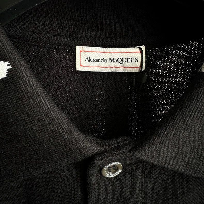 Alexander McQueen Alexander Mcqueen 22FW designer leading logo polo shirt Size US M / EU 48-50 / 2 - 6 Thumbnail