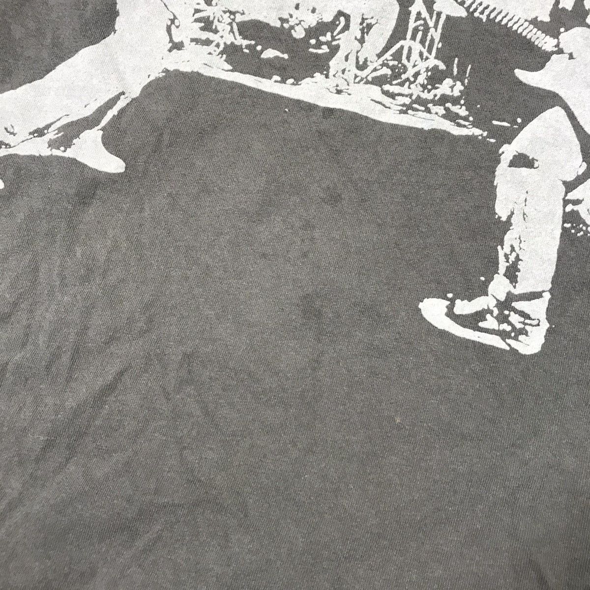 Vintage Vintage 90s Nirvana Sun Faded Graphic Tee Grunge Wide Leg XS Size XS / US 0-2 / IT 36-38 - 4 Thumbnail