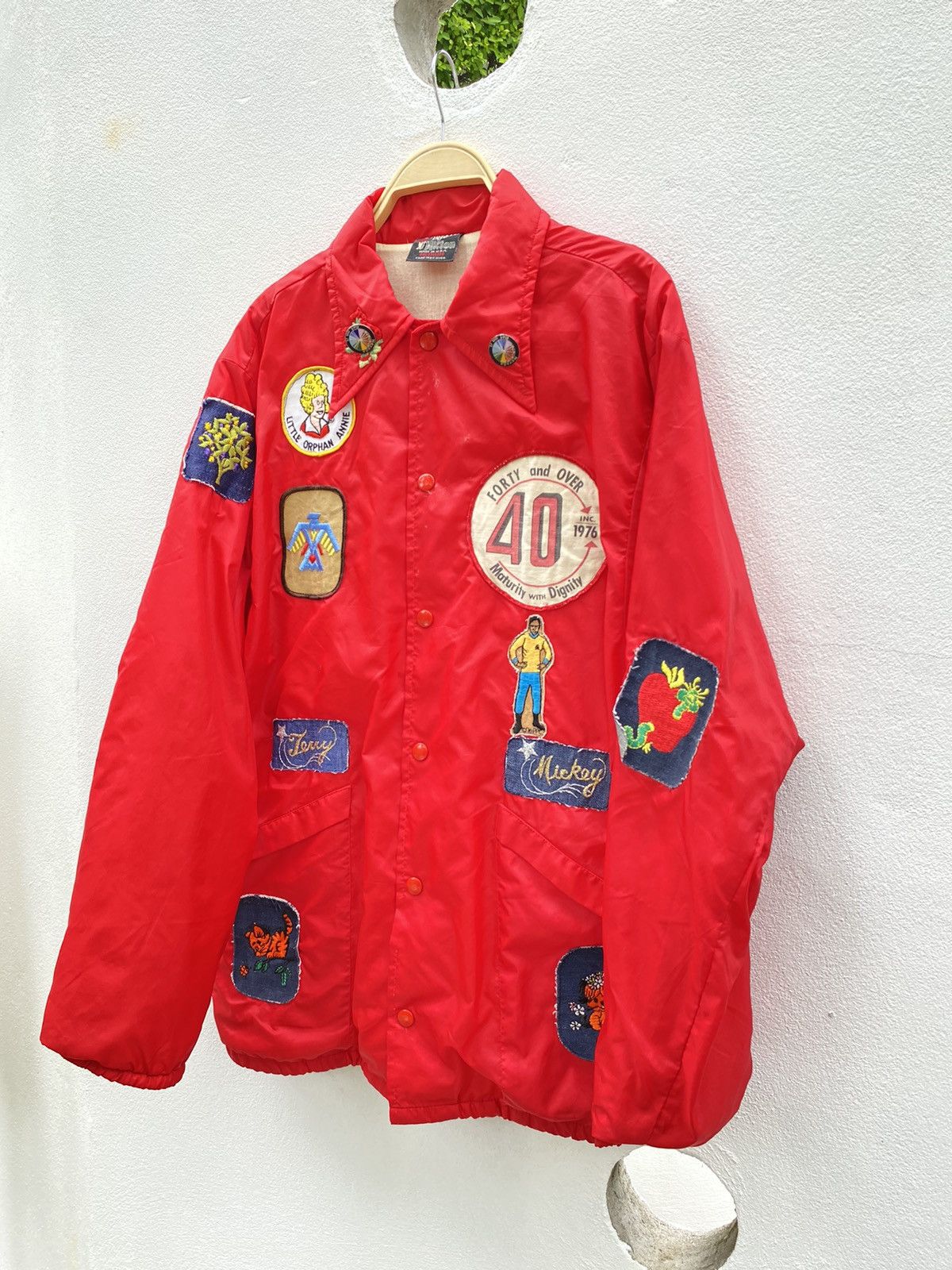 Vintage Vintage red nylon patch jacket Size US L / EU 52-54 / 3 - 3 Thumbnail