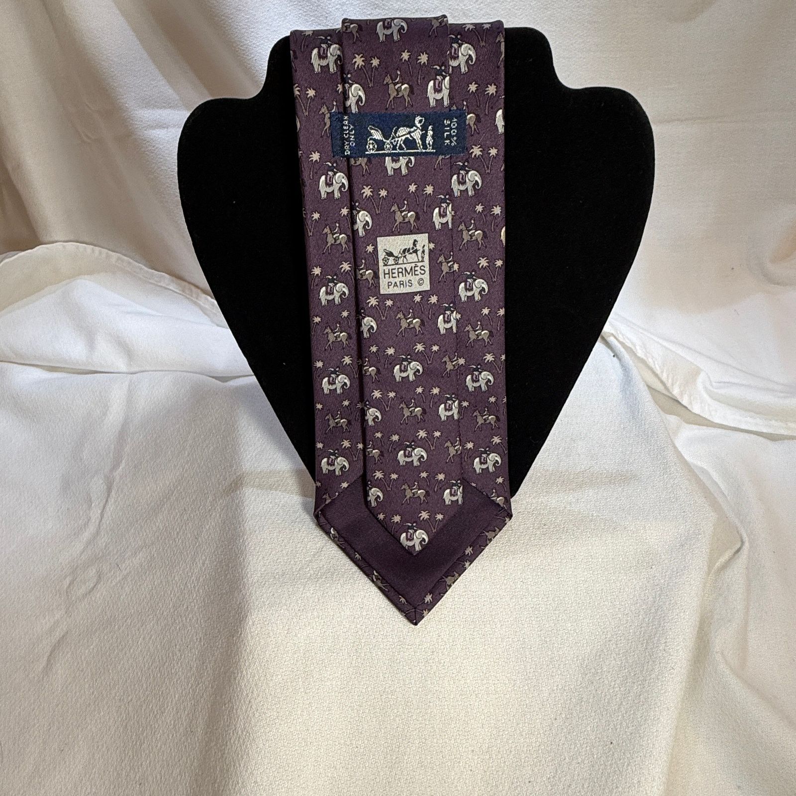 Hermes Hermes Vintage Circus Horses & Elephants Tie 100% Silk Tie Size ONE SIZE - 6 Thumbnail