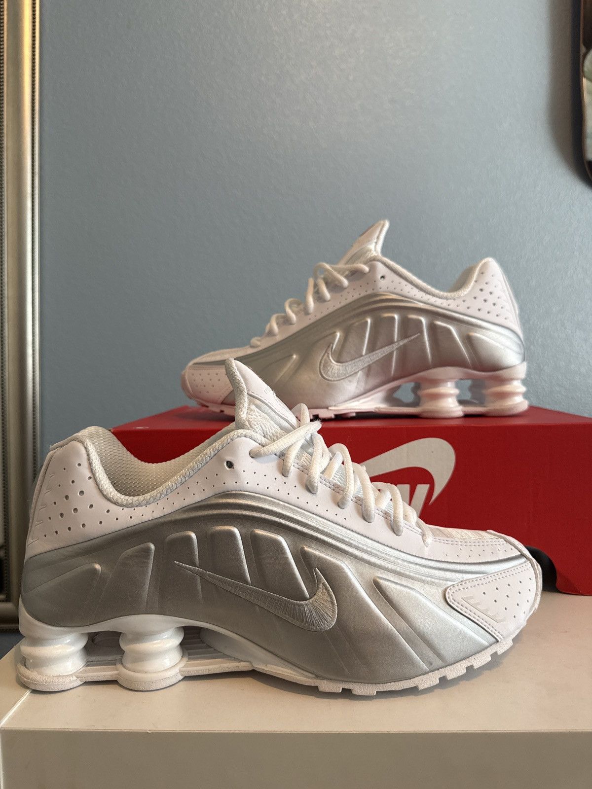 Nike Nike Shox R4 “Metallic Silver” | Grailed