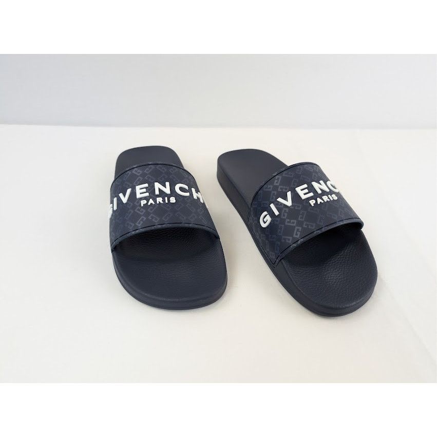 Givenchy o1rshd1 Embossed Rubber Logo Printed Slide Sandals Dark Blue Size US 14 / EU 47 - 7 Thumbnail