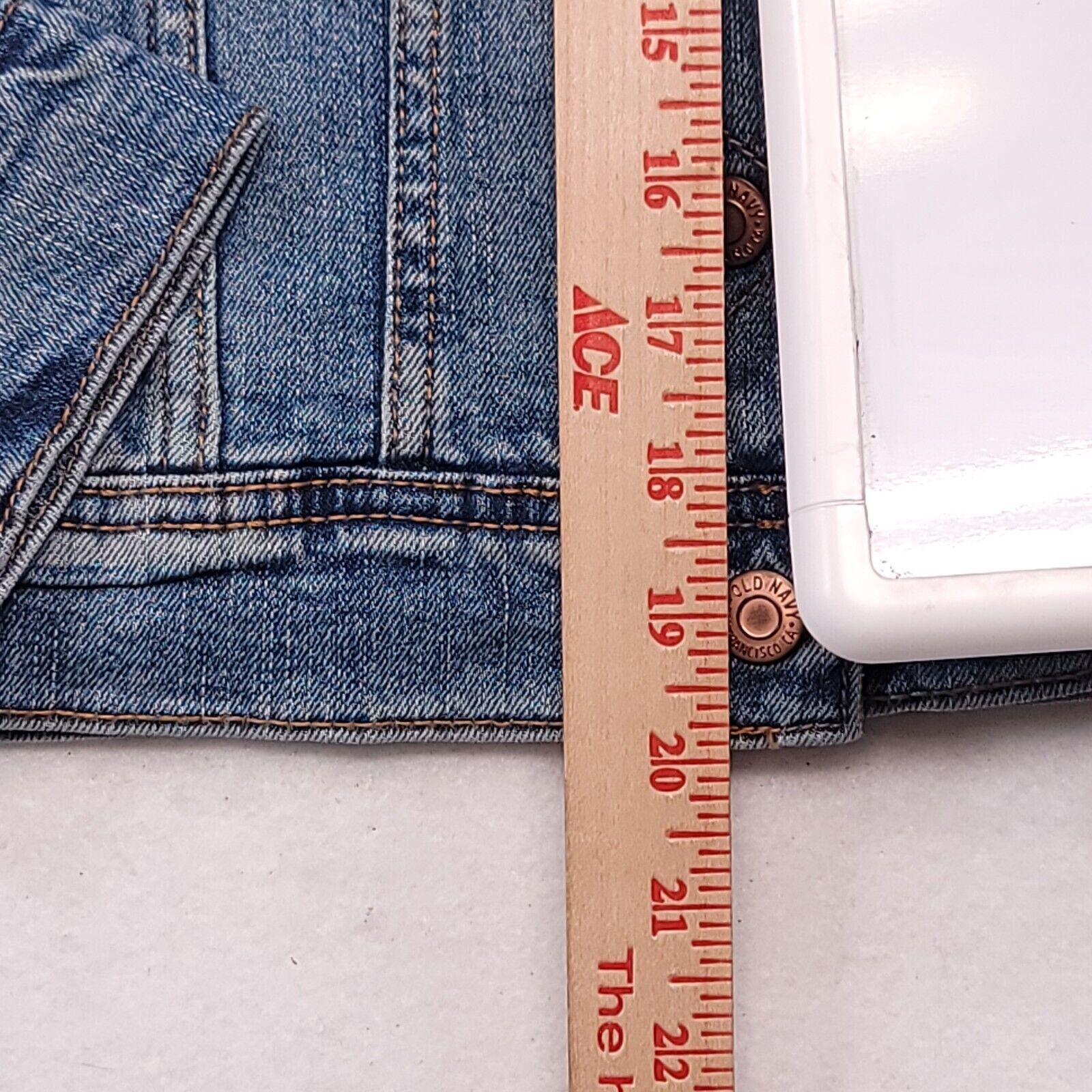 Old Navy Old Navy Casual Button Up Denim Jacket Womens Size XS Blue Size XS / US 0-2 / IT 36-38 - 7 Thumbnail