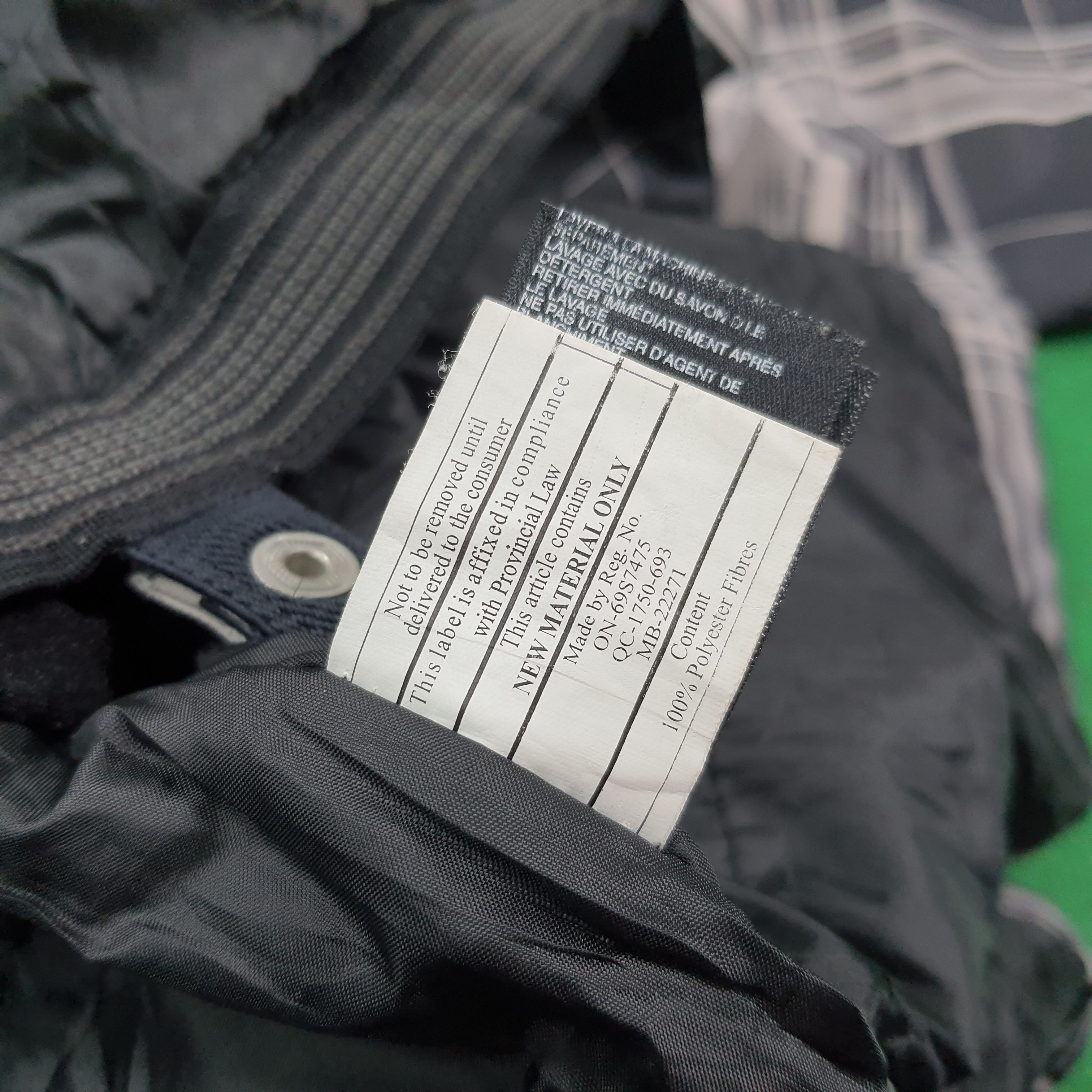 Quiksilver Vintage Quiksilver Snowboard Winter Technical Jacket C279N18 Size US L / EU 52-54 / 3 - 17 Thumbnail