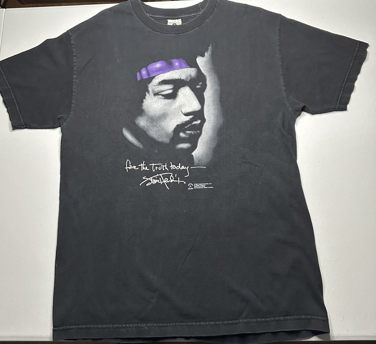 Band Tees Vintage Y2K Jimi Hendrix face The Truth Today 2004 T-shirt Size US L / EU 52-54 / 3 - 1 Thumbnail