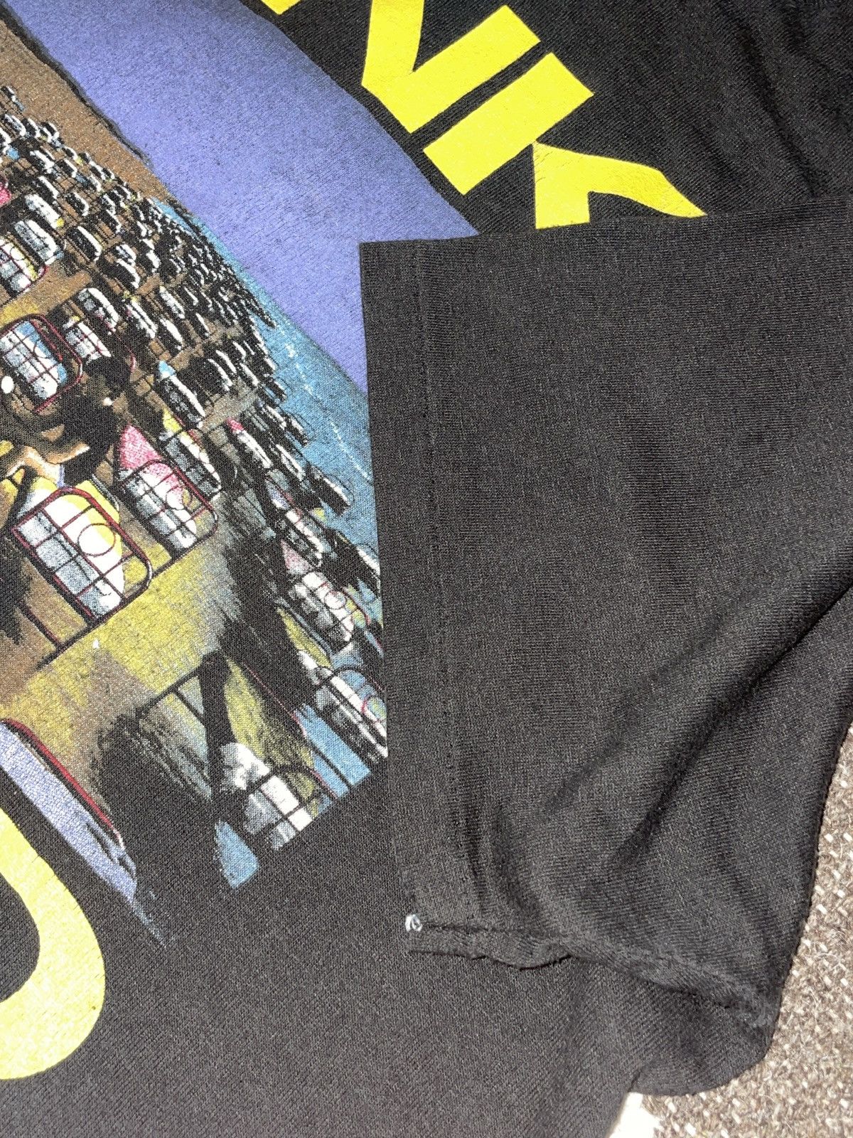 Band Tees 1987 PINK FLOYD WORLD TOUR SHIRT Size US L / EU 52-54 / 3 - 4 Thumbnail