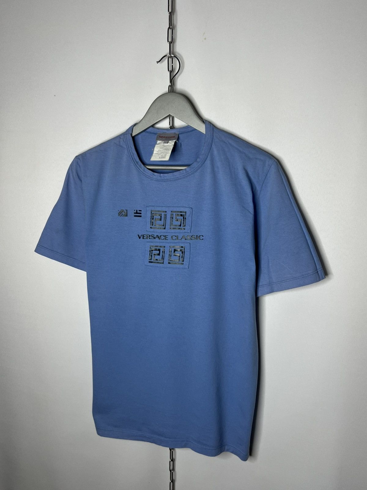 Versace Vintage Versace Classic Luxury Big Logo T-Shirt Tee Size US L / EU 52-54 / 3 - 4 Thumbnail