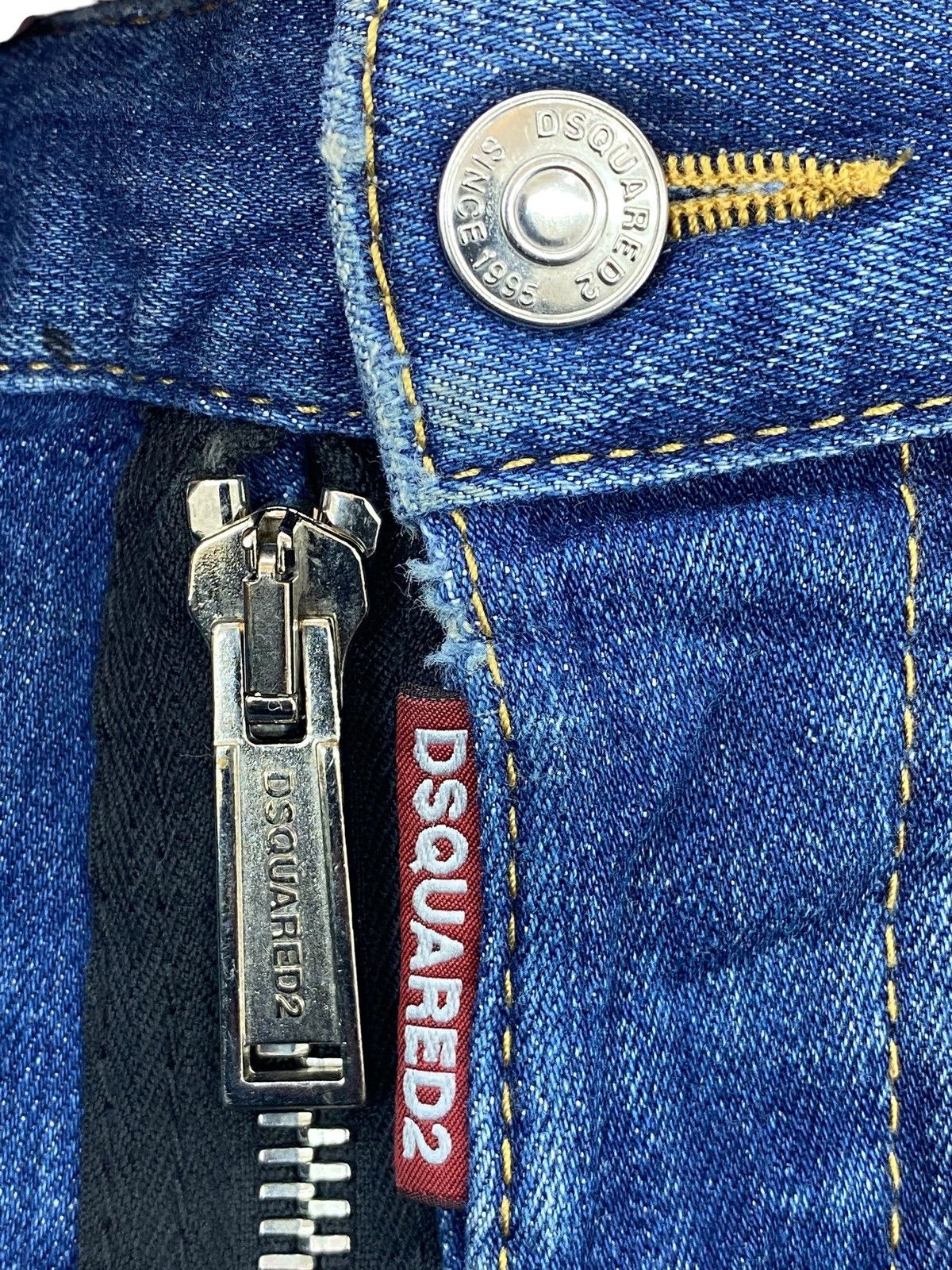Dsquared2 Dsquared2 Faded Wash Whisker Style Straight Cut Jeans Size US 32 / EU 48 - 10 Thumbnail