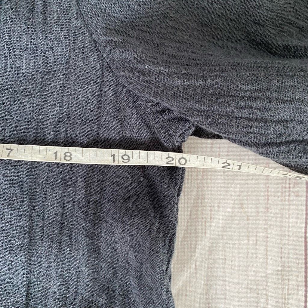 H&M H&M women XS v-cut Longsleeve ruched shift dress dark grey Size XS / US 0-2 / IT 36-38 - 9 Thumbnail