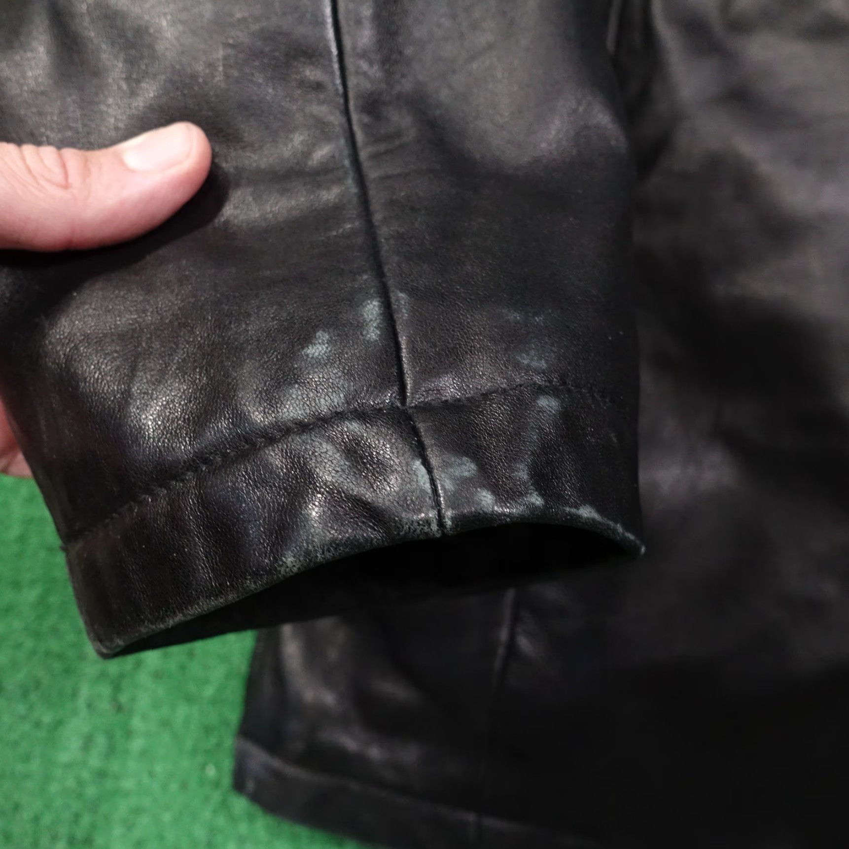 Vintage VINTAGE Wilsons Leather Bomber Jacket Adult Large Black Solid Leather Zip Up Casual Mens Size US L / EU 52-54 / 3 - 4 Thumbnail