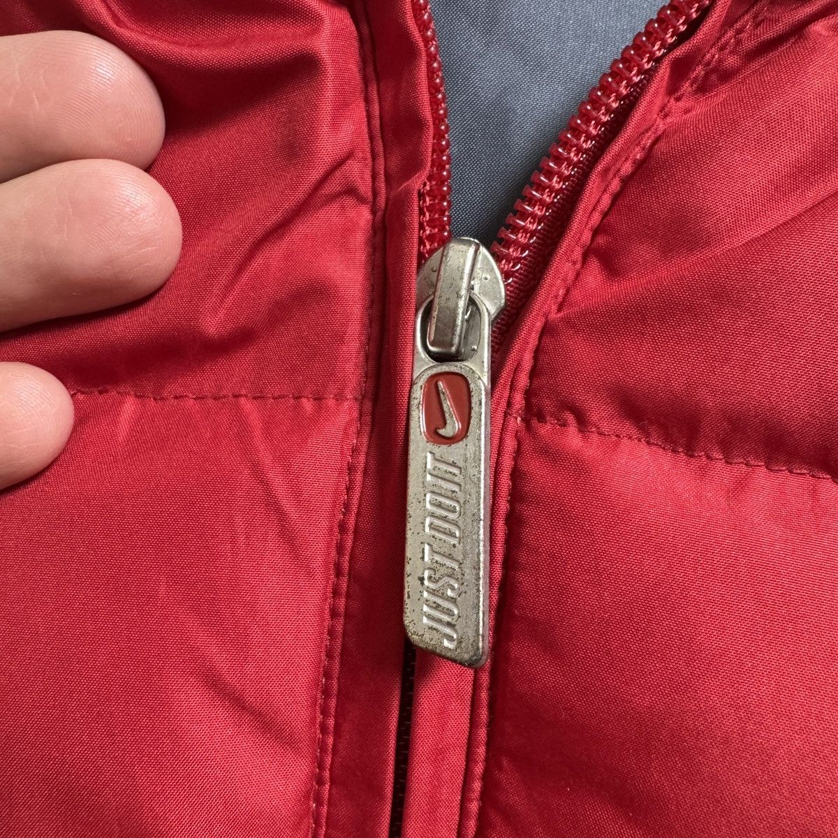 Nike 21x26 2000s Nike Down Puffer Vest Embroidered mini logo Y2K Size US S / EU 44-46 / 1 - 5 Thumbnail