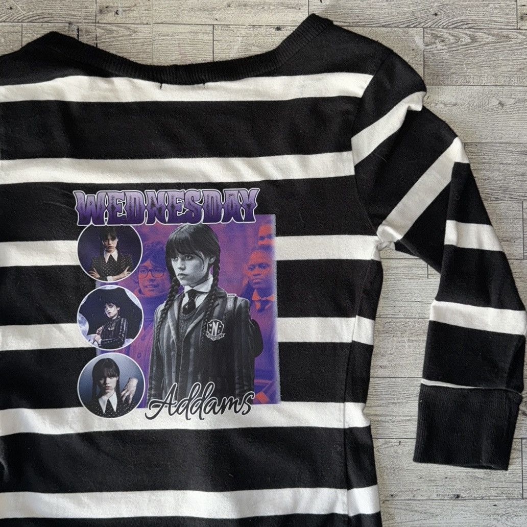 Vintage Wednesday Customized, Y2K Striped Deep V-Neck Knit Cardigan Size ONE SIZE - 3 Thumbnail