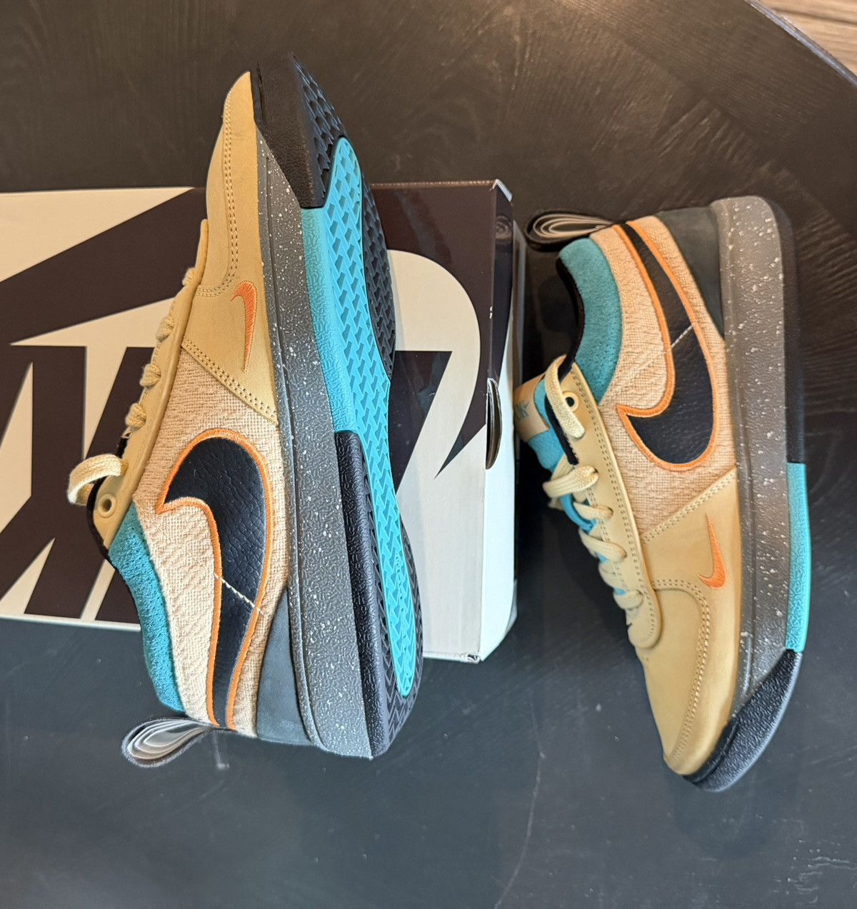 Nike Book 1 Se Size US 7.5 / EU 40-41 - 2 Thumbnail