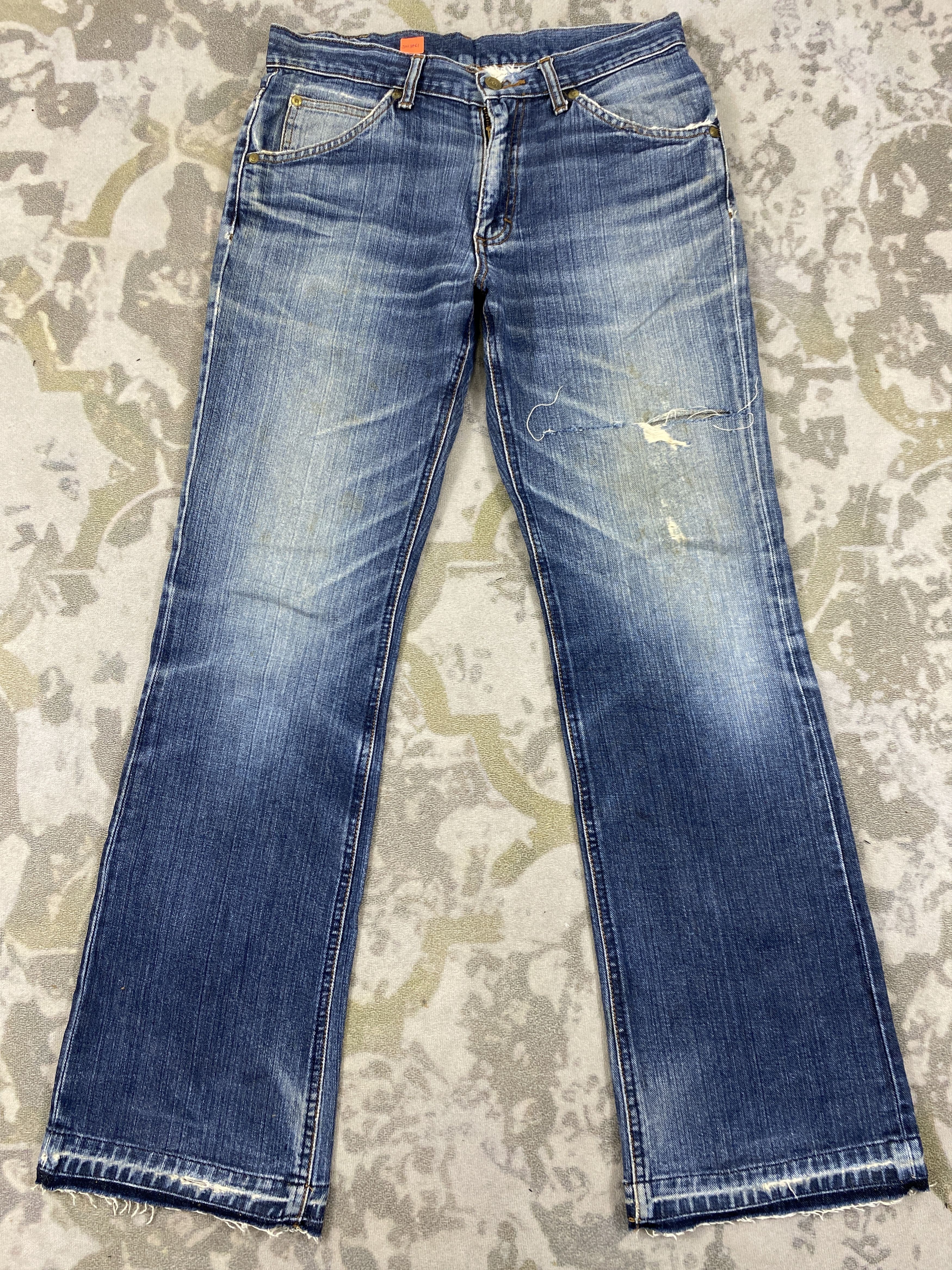 image of Hype Distressed Vintage Lee Flare Jeans 31X31 Denim- Jn3861 in Blue Distressed, Men's