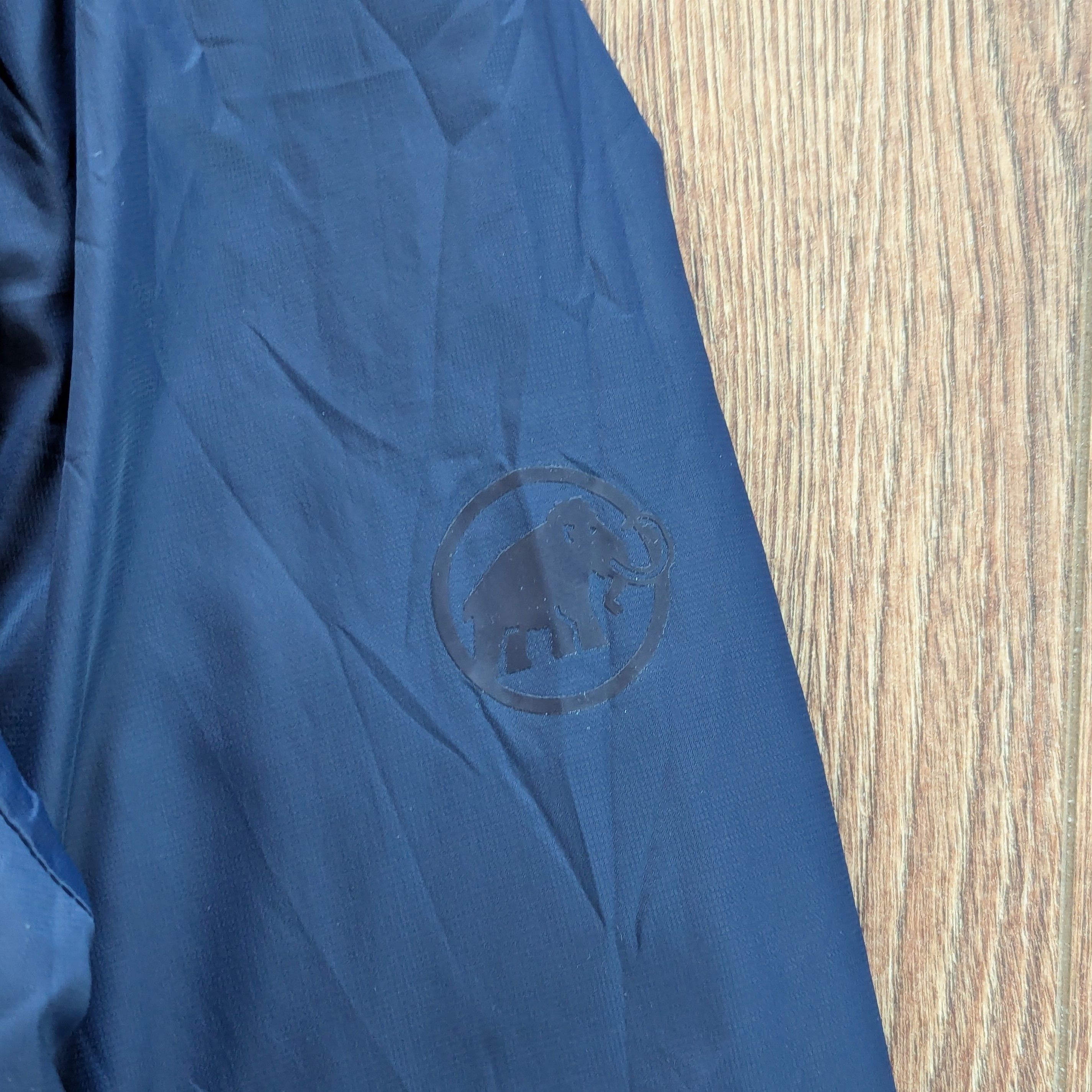 Mammut Mammut Reversible Down Jacket Size M Navy Outdoor Trekking Size US M / EU 48-50 / 2 - 17 Thumbnail