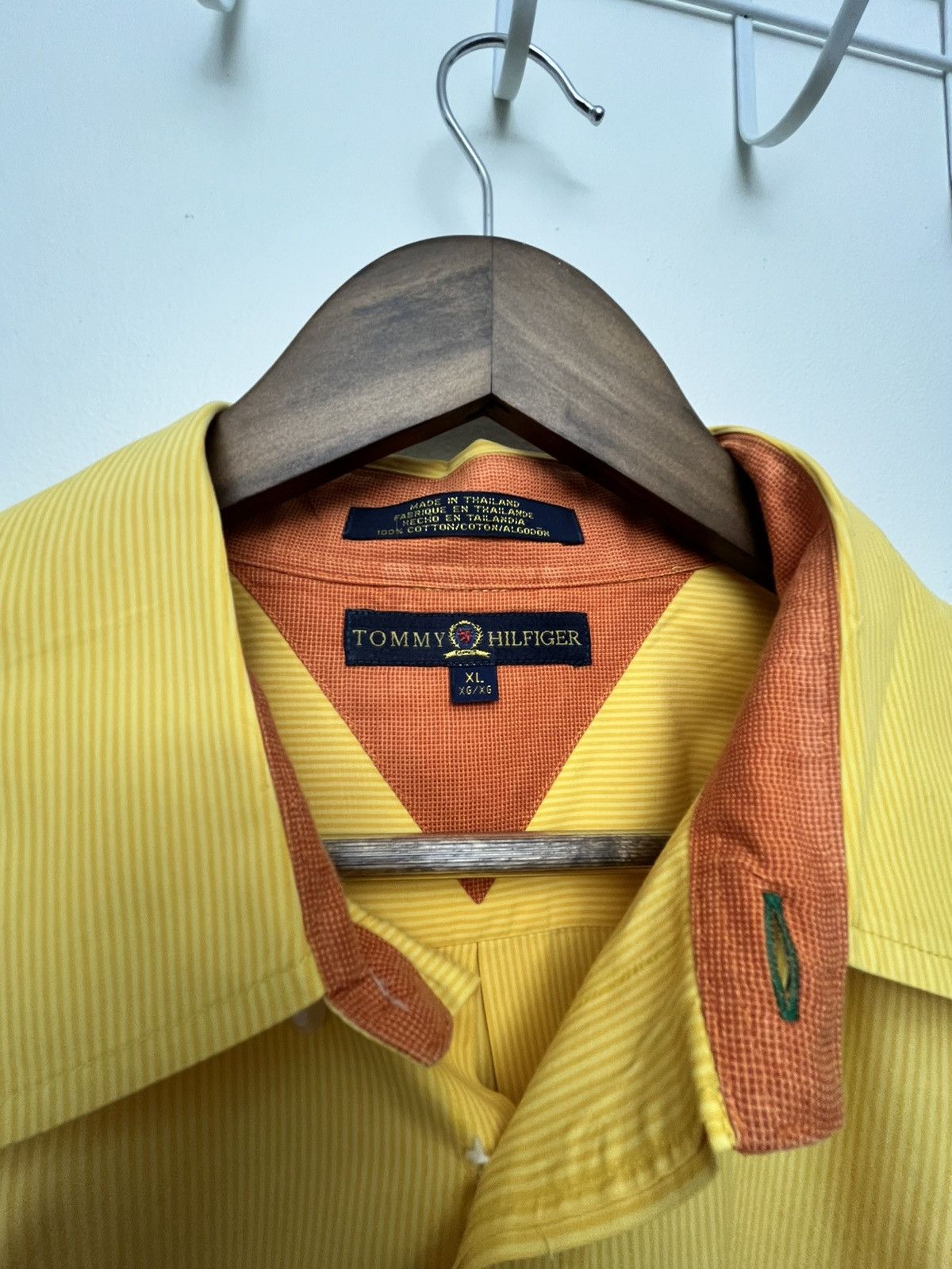 Tommy Hilfiger Tommy Hilfigure Vintage Shirt Size US XL / EU 56 / 4 - 3 Thumbnail