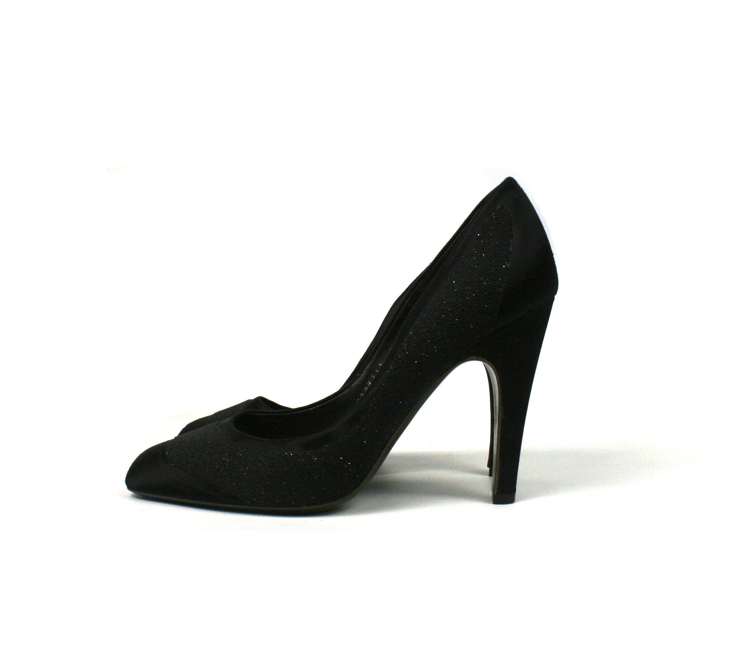 Salvatore Ferragamo Satin Beads Heels Size US 9 / IT 39 - 2 Thumbnail