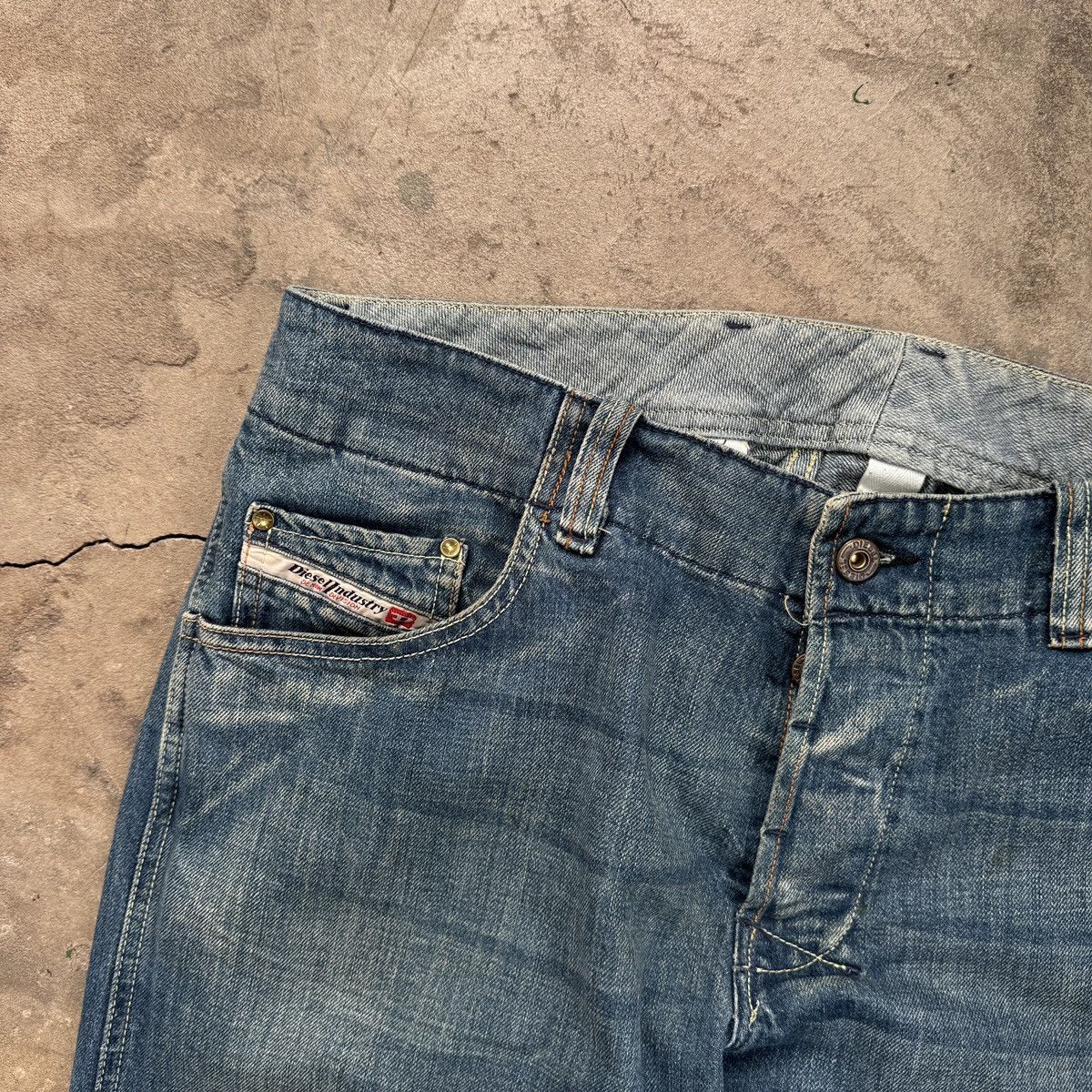 Diesel Vintage Diesel Y2K Flared Denim Size US 33 - 7 Thumbnail