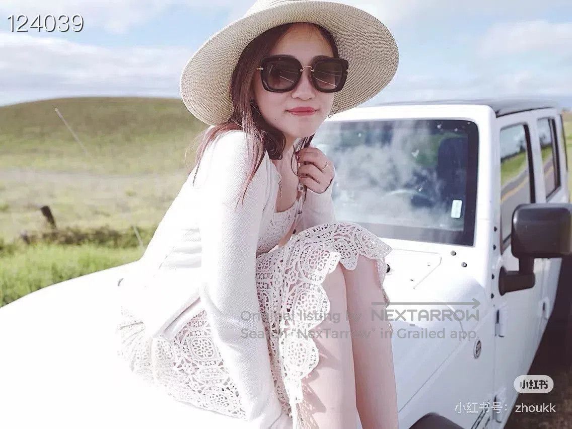 Miu Miu Miu Miu Leopard Print Sunglasses. Size ONE SIZE - 6 Thumbnail