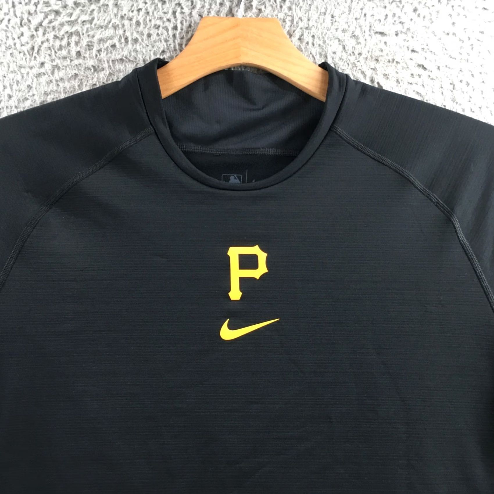 Nike Nike MLB Pittsburgh Pirates Tops Womens XXL Black DriFit Cropped Athletic TShirt Size XXL / US 16-18 / IT 52-54 - 3 Thumbnail
