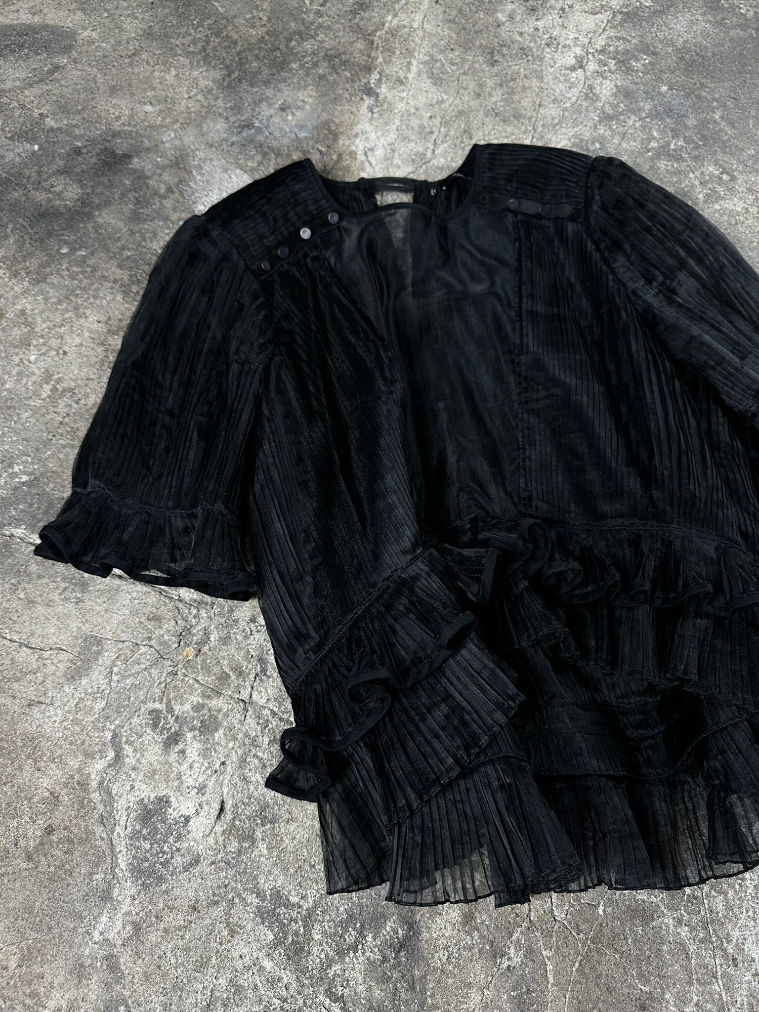 Isabel Marant Isabel Marant Pleated Avant Garde Viscose Blouse Size L / US 10 / IT 46 - 3 Thumbnail