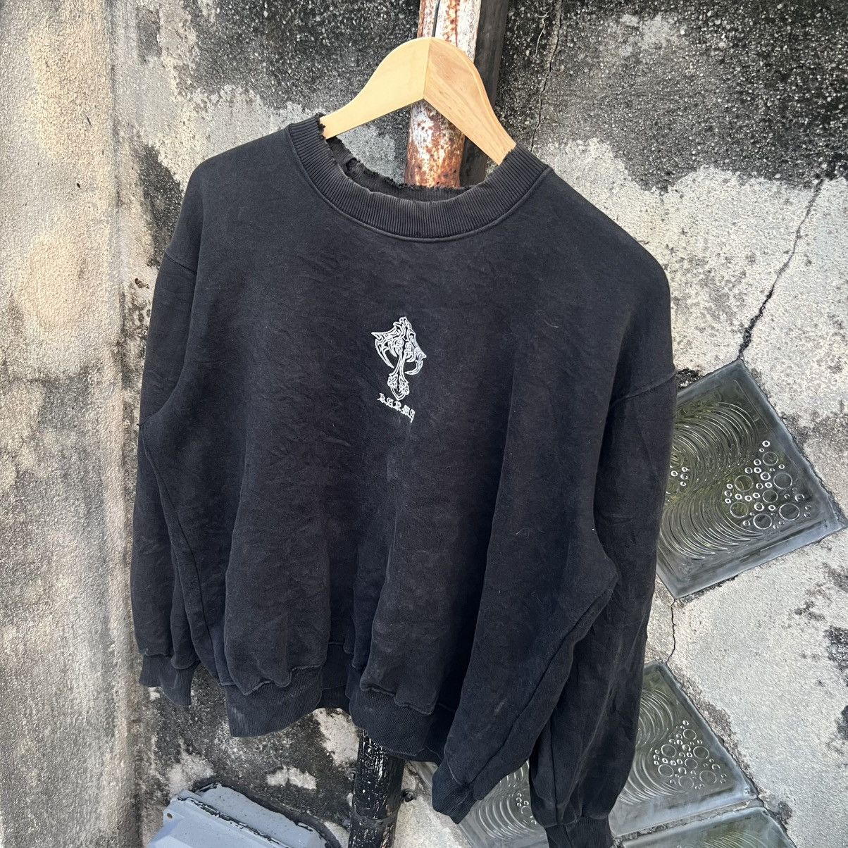 Japanese Brand “y2k style” KARMA TRIBAL TATTOO DISTRESS CREWNECK Size US L / EU 52-54 / 3 - 9 Thumbnail