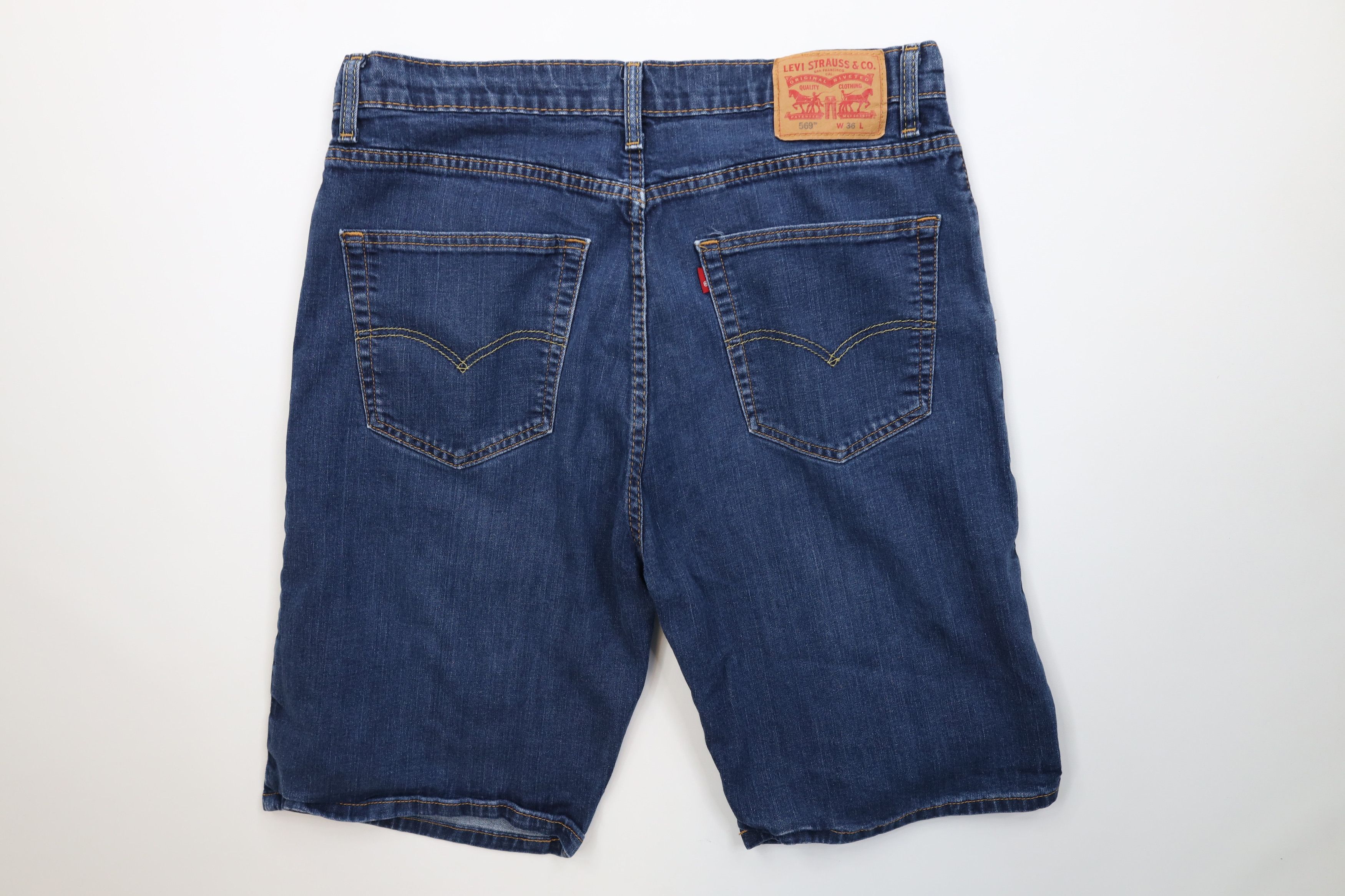 Levi's Vintage Y2K Levis 569 Loose Fit Denim Jean Shorts Jorts Blue Size US 36 / EU 52 - 8 Thumbnail