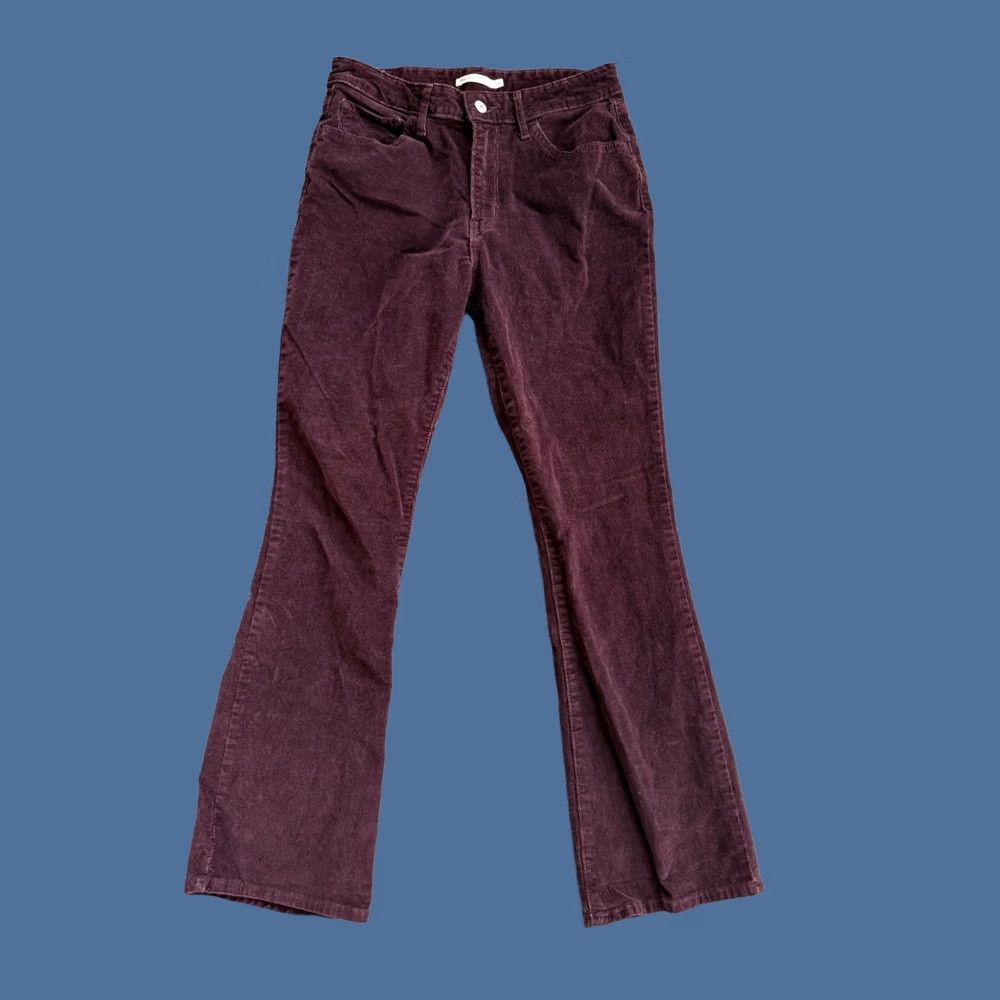 Levi's Levi's 725 Courduroy Jeans 29 Womens Burgundy Bootcut Highrise Corduroy 5-Pocket Fall Winter Spring Jeans Womens Size 29" - 1 Thumbnail