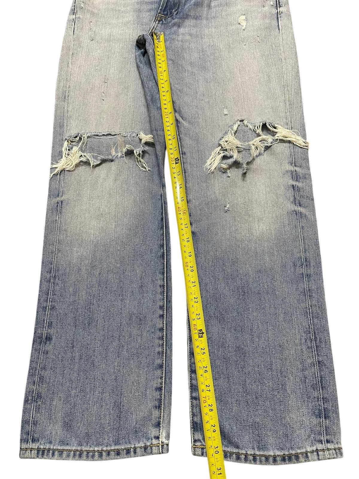 Uniqlo Vintage Japanese Uniqlo Faded Wash Style Distressed Jeans Size US 34 / EU 50 - 13 Thumbnail