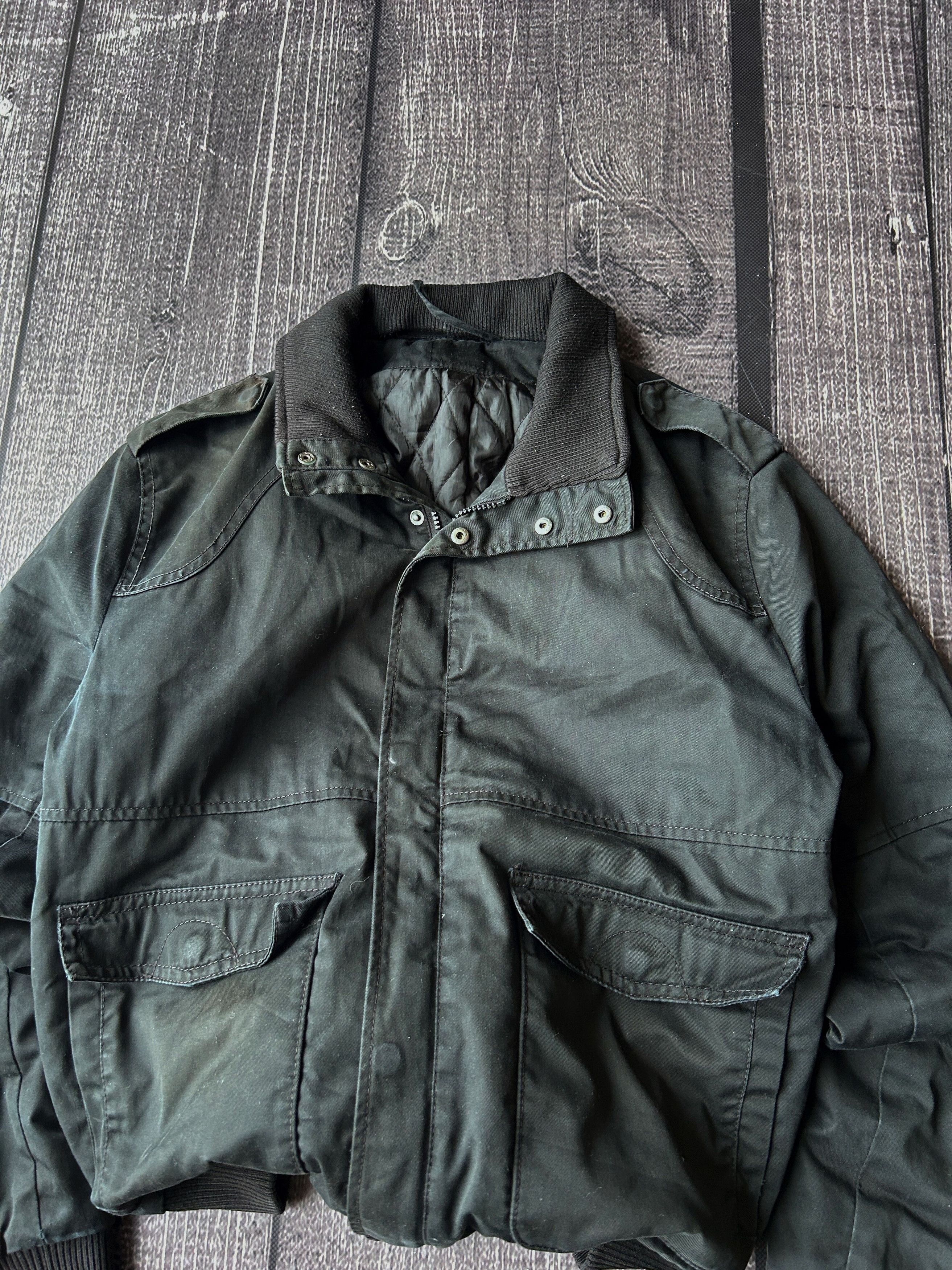 Vintage Vintage Black Bomber Jacket Cropped Fit Y2K Streetwear Style Size US M / EU 48-50 / 2 - 4 Thumbnail