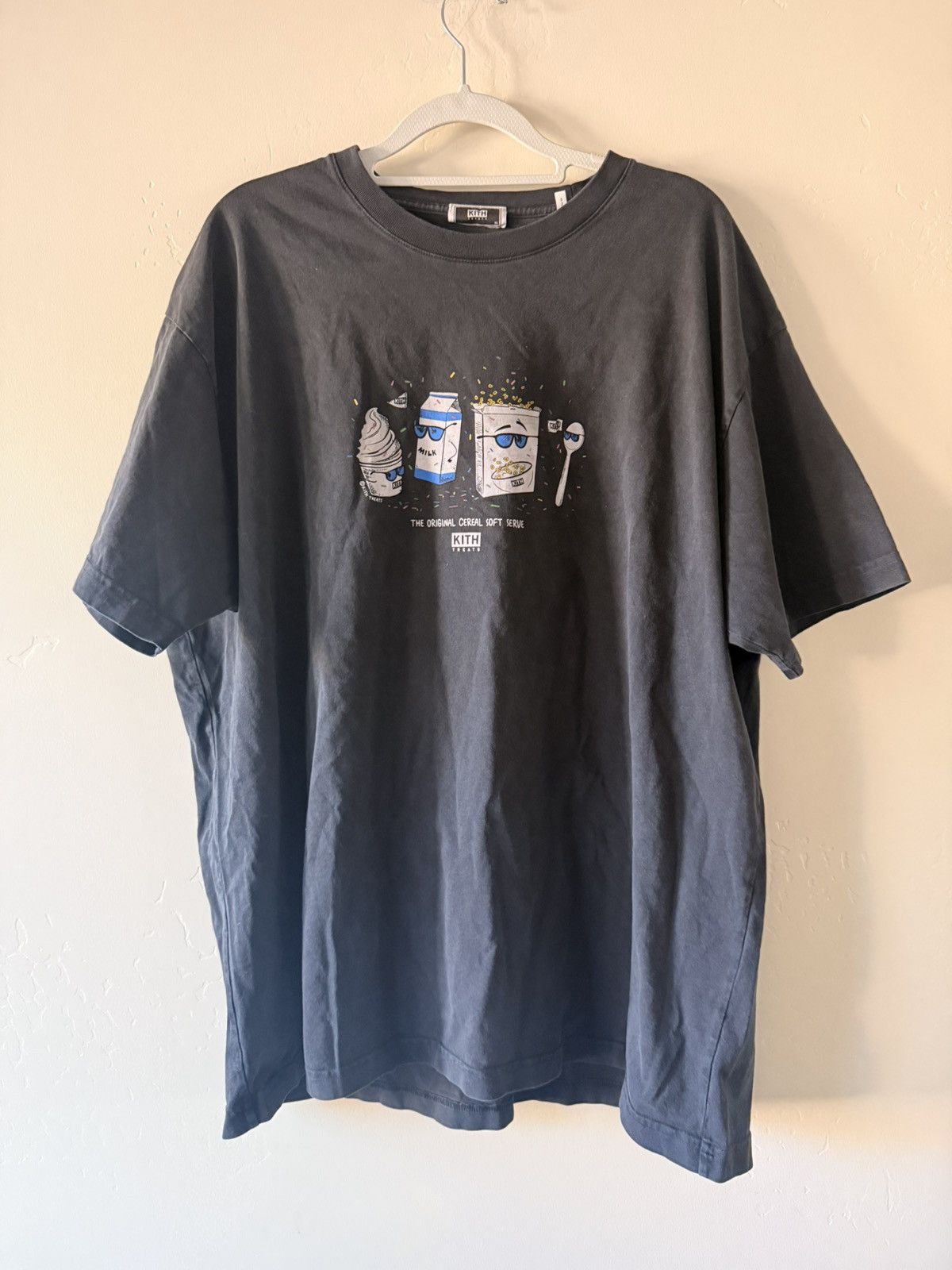 Kith Vintage KITH Treats Tee Size US XL / EU 56 / 4 - 1 Thumbnail