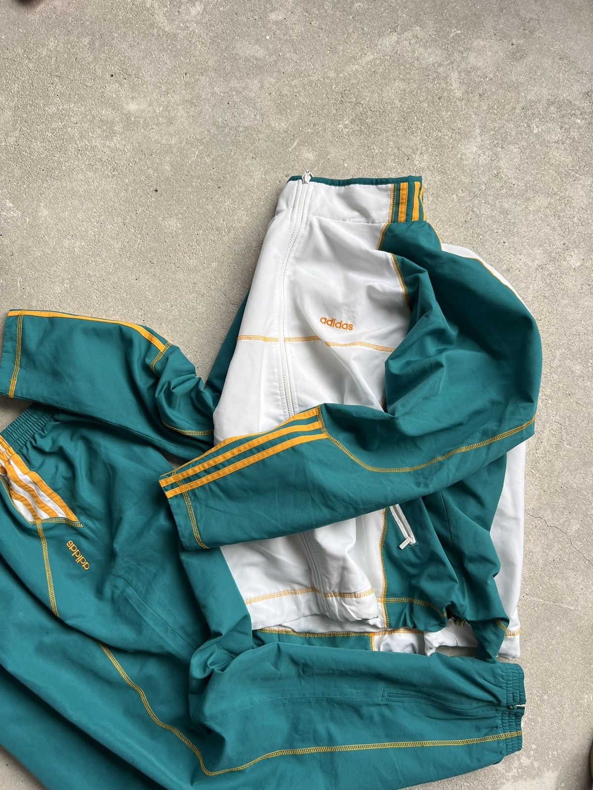 Adidas 90s Adidas Retro Track Suit Rare Size US 32 / EU 48 - 3 Thumbnail