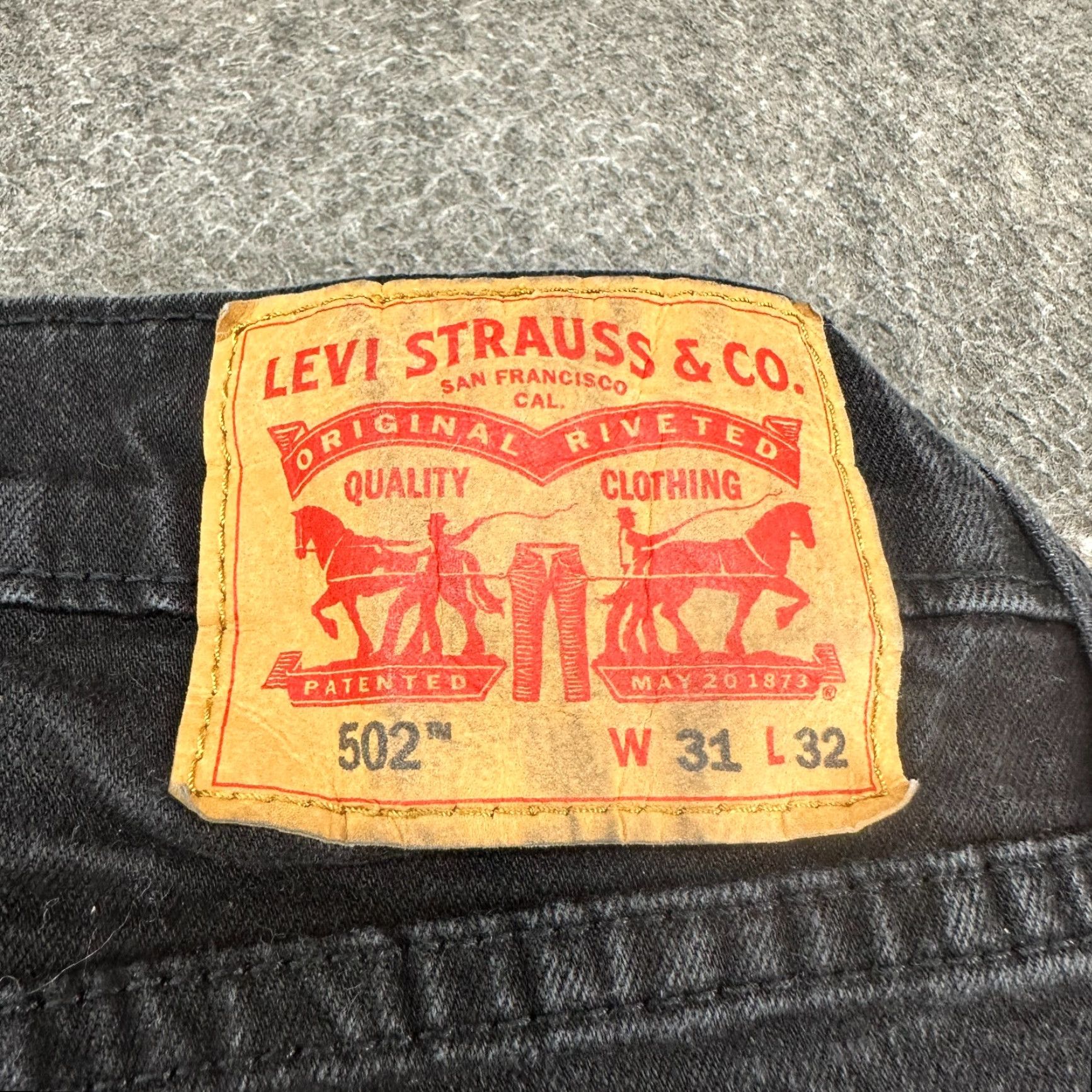 Levi's Levi's 502 Jeans Mens 31x32 Black Tapered Leg Athletic Dark Wash Stretch Denim Jeans Size US 31 - 3 Thumbnail