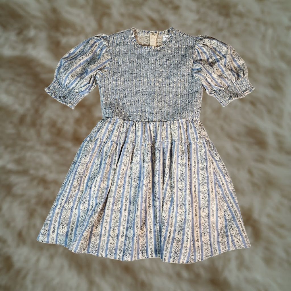 Vintage Aureum Blue Floral Stripe Smocked Mini Dress XS Women Cotton Short Puff Sleeve Zip Back Zipper Pockets Lined Bohemian Flower Spring Summer Vintage N/A Size 26" / US 2 / IT 38 - 1 Thumbnail
