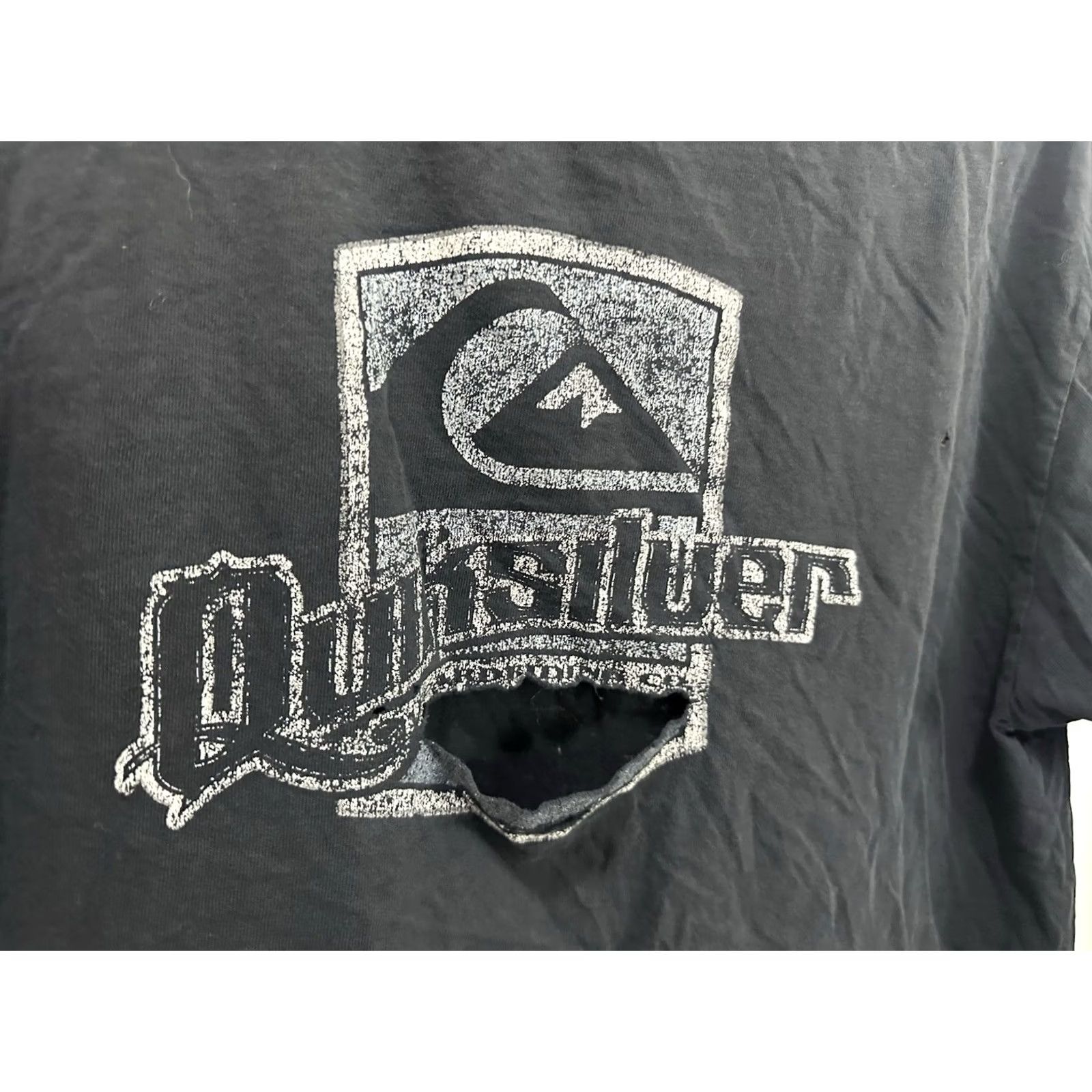 Quiksilver VTG Quiksilver T-Shirt M Black Distressed Faded Worn Short Sleeve Mens Size US M / EU 48-50 / 2 - 6 Thumbnail