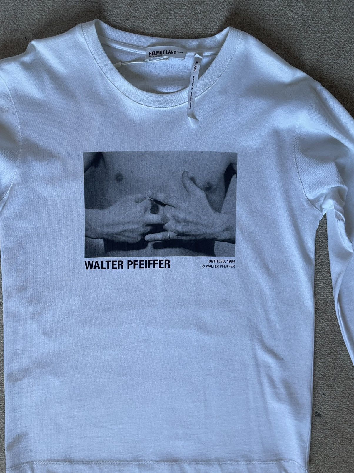 Helmut Lang Helmut Lang White Walter Pfeiffer Edition Hands 1984 T Shirt Size XS / US 0-2 / IT 36-38 - 1 Thumbnail