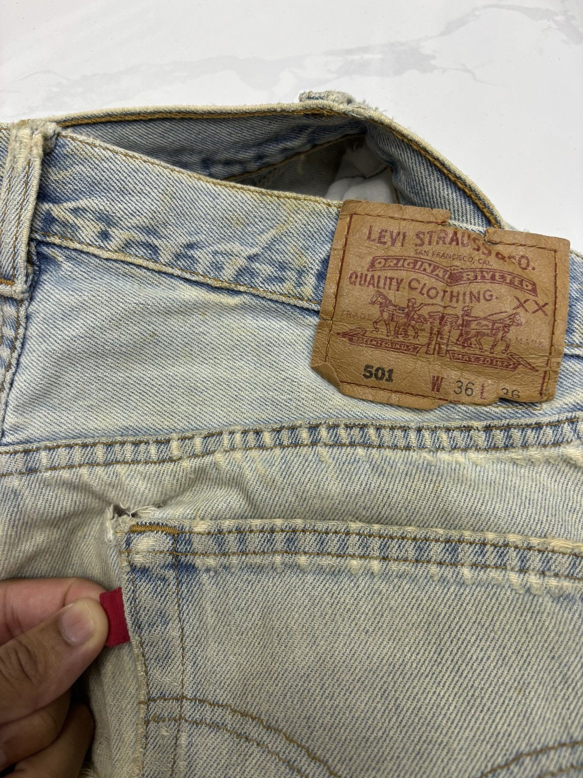 Levi's 🔥VINTAGE LEVIS 501 SICK DISTRESSED DENIM JEANS Size US 36 / EU 52 - 9 Thumbnail