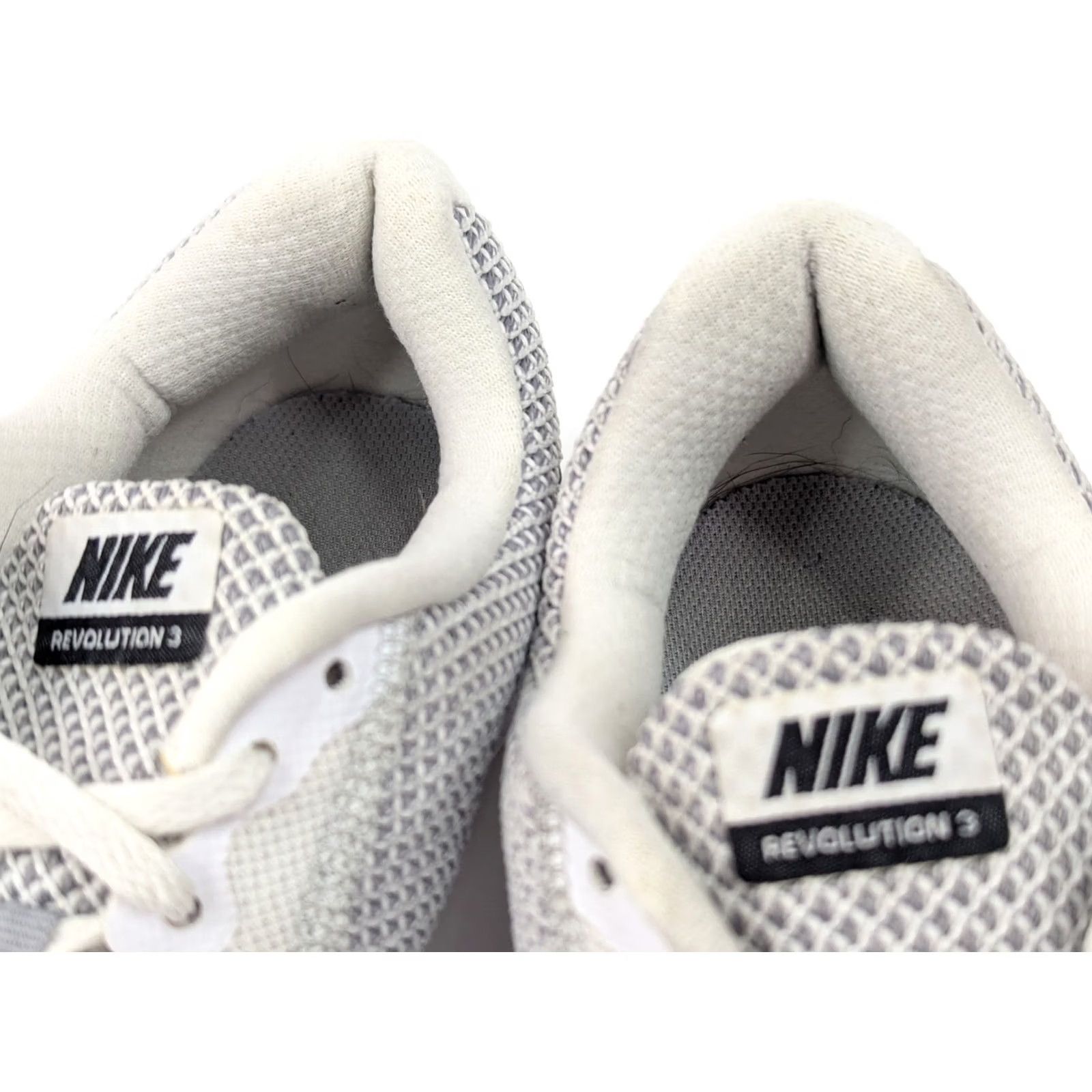 Nike Nike Revolution 3 Running Shoe Women 9.5 White Black Wolf Grey Low Top 819303 Size L / US 10 / IT 46 - 6 Thumbnail