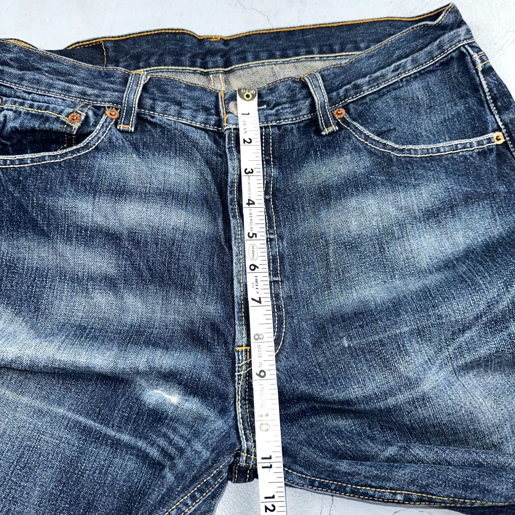 Levi's VINTAGE Levi's 501 Jeans Straight Men Blue 34x34 Inseam 34 Size 34 90s Style - Note: Must avoid extra words; also ensure within 200 chars. Size US 34 / EU 50 - 6 Thumbnail