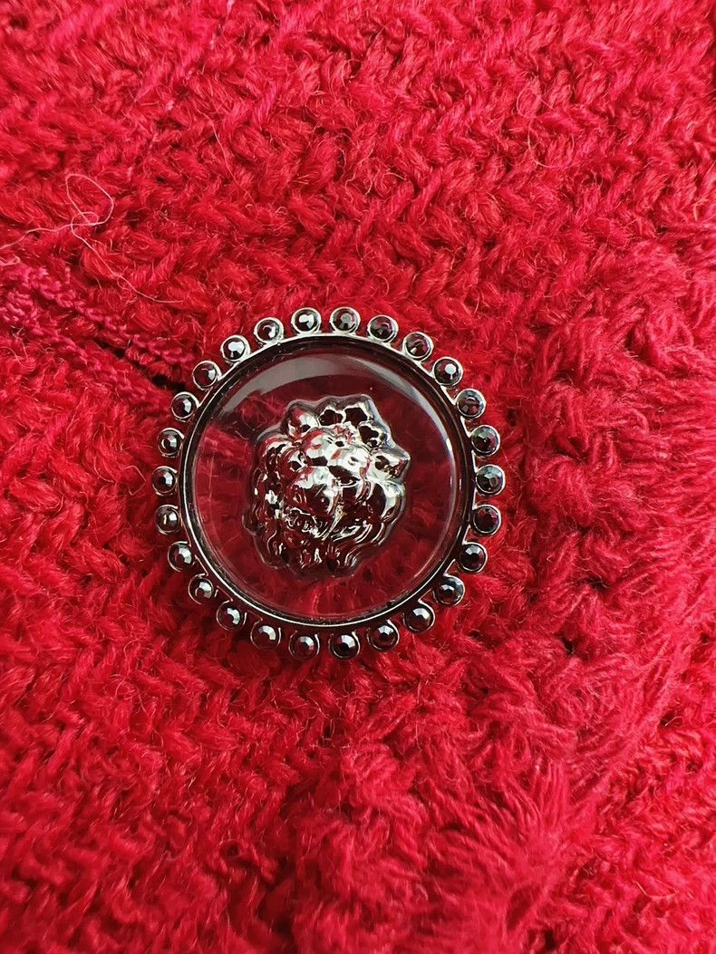 Chanel Chanel 24A red small lace double-breasted four-pocket twee Size XXS / US 00 / IT 34 - 4 Thumbnail