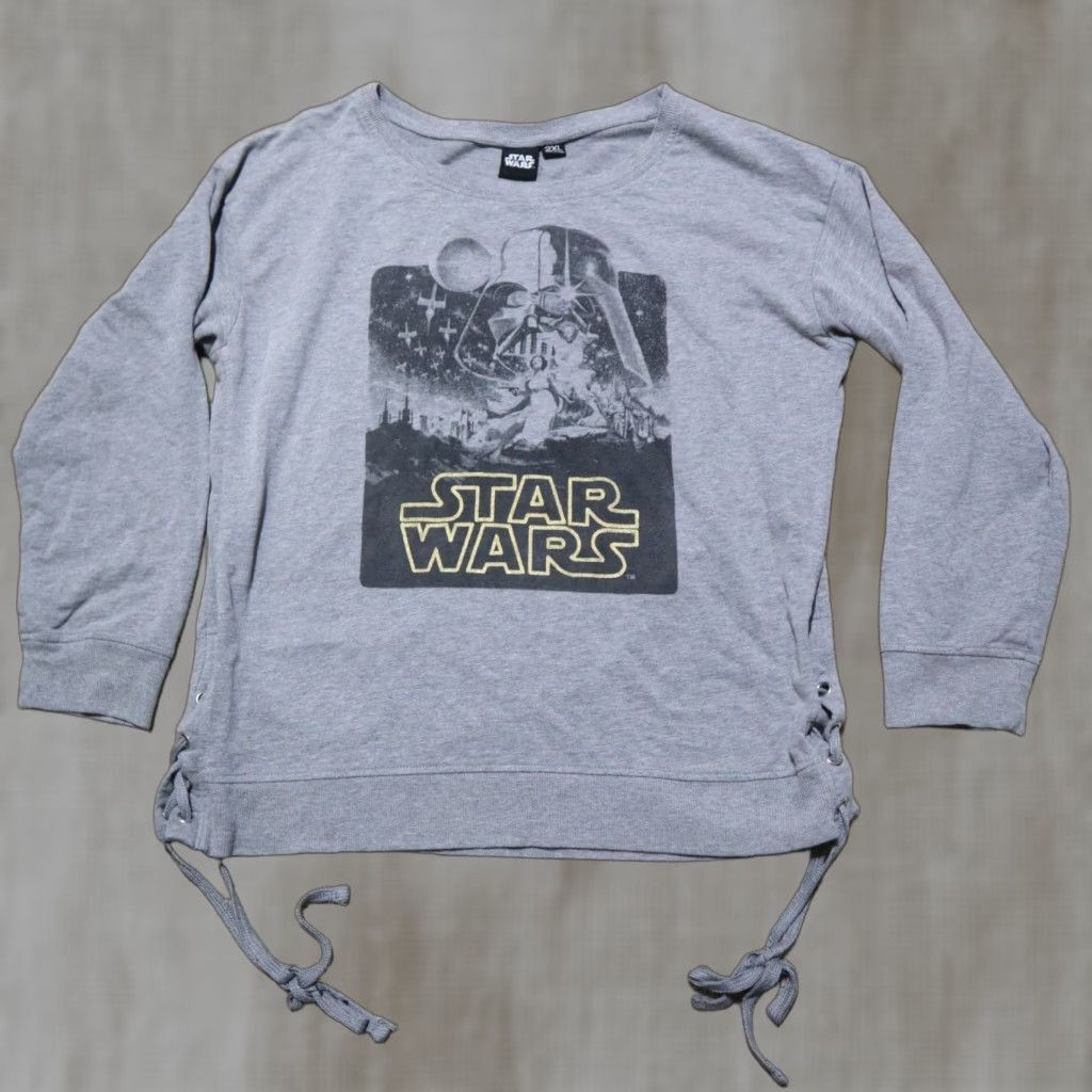 Star Wars Star Wars Sweatshirt Women 2XL Gray Pullover Sweater Adult Size 2XL Female Star Wars Gray Sweatshirt Sweater Long Sleeve Size XXL / US 16-18 / IT 52-54 - 1 Thumbnail