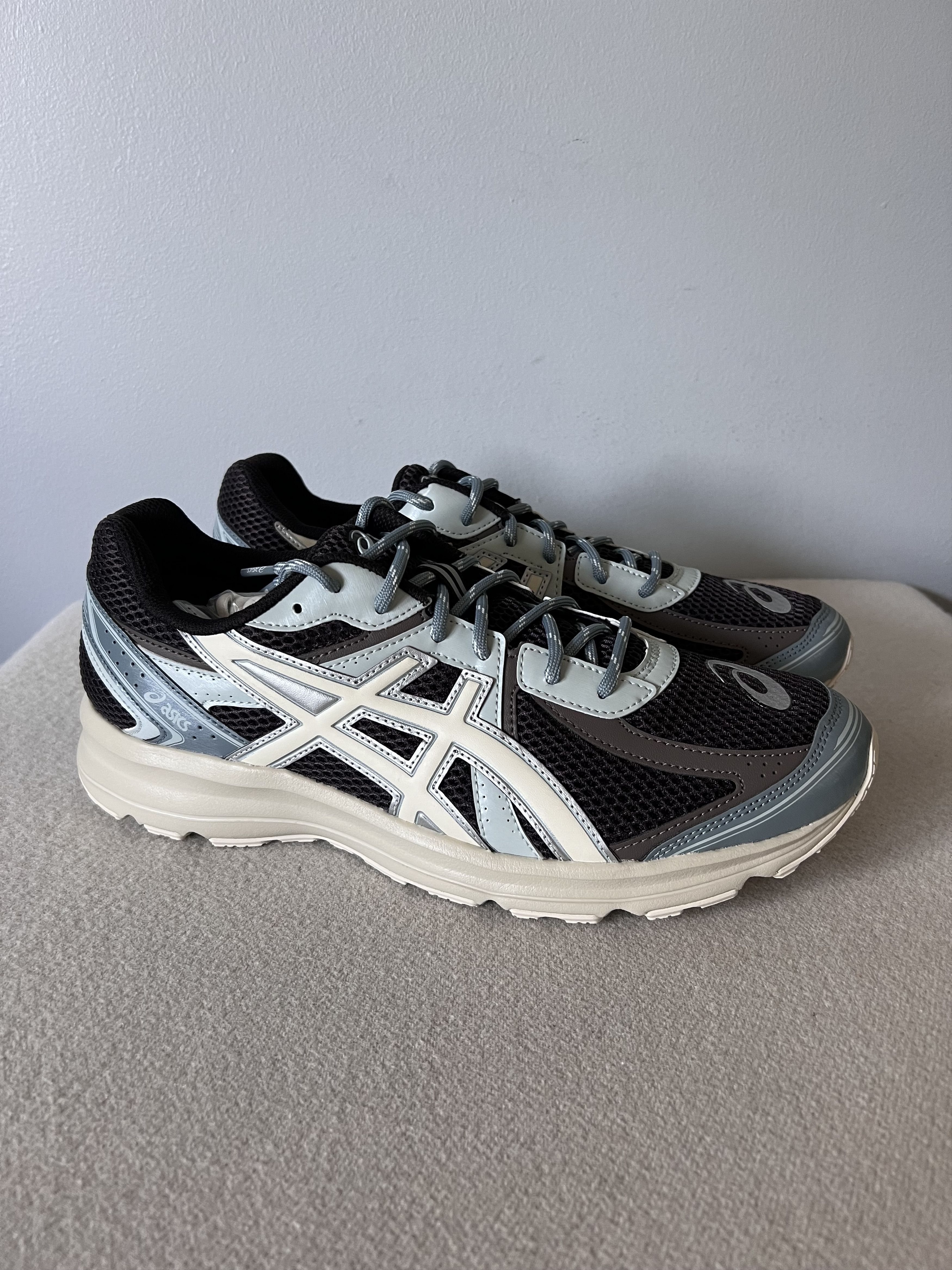Asics × Kith KITH Asics Jog 100s in Espresso Size US 12 / EU 45 - 1 Thumbnail