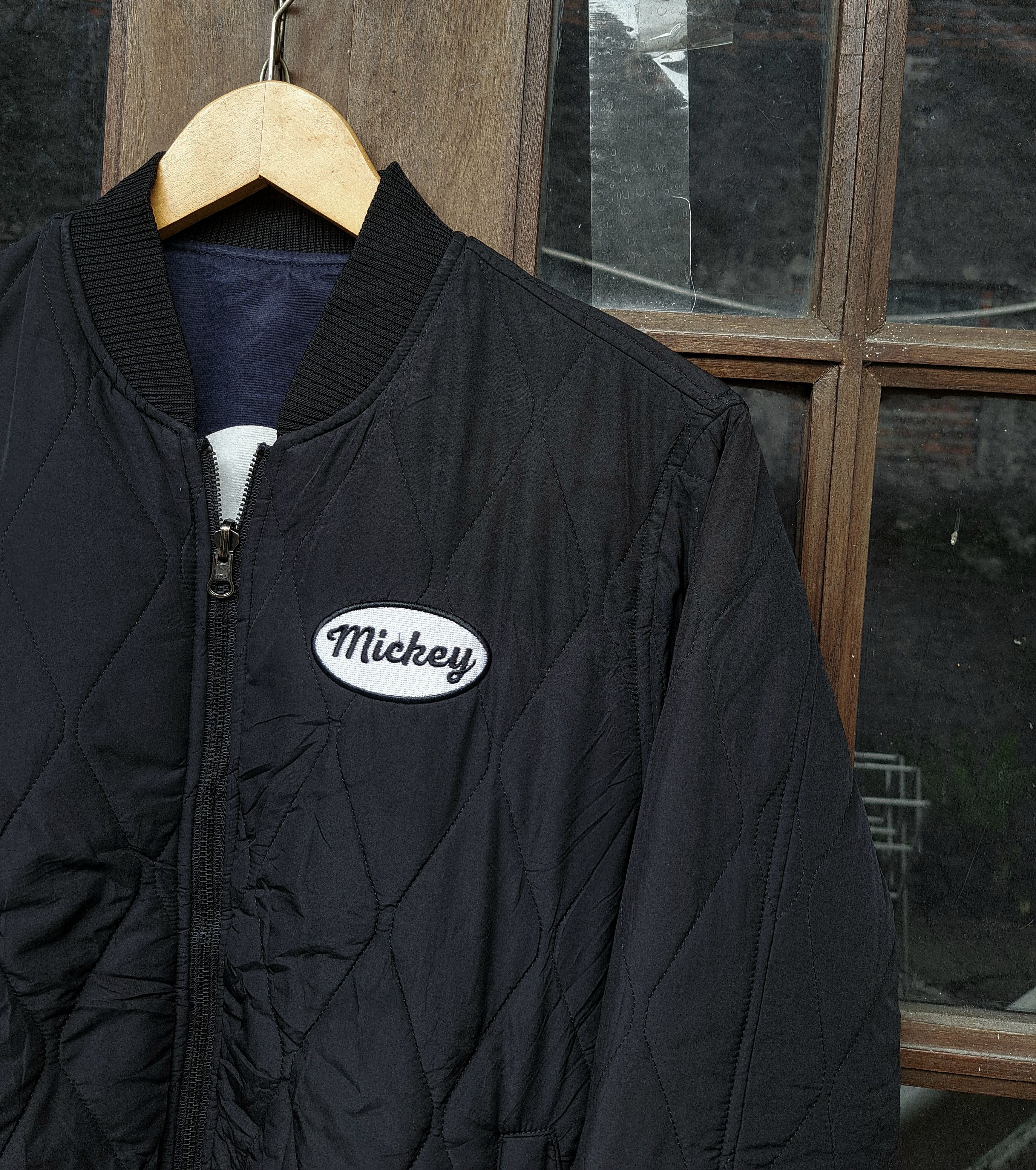 Disney × Mickey Mouse Reversible Bomber Jacket Disney Mickey Mouse quilted Jacket Size M / US 6-8 / IT 42-44 - 5 Thumbnail