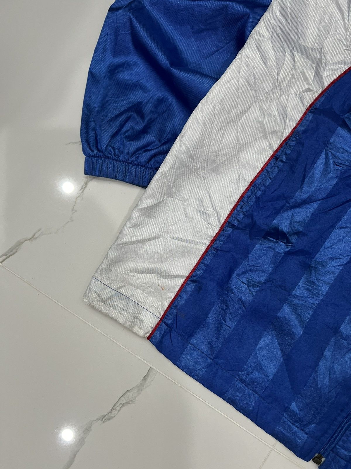 90's NIKE TEAM RARE Y2K TRACK JACKET MULTISWOOSH LOGO