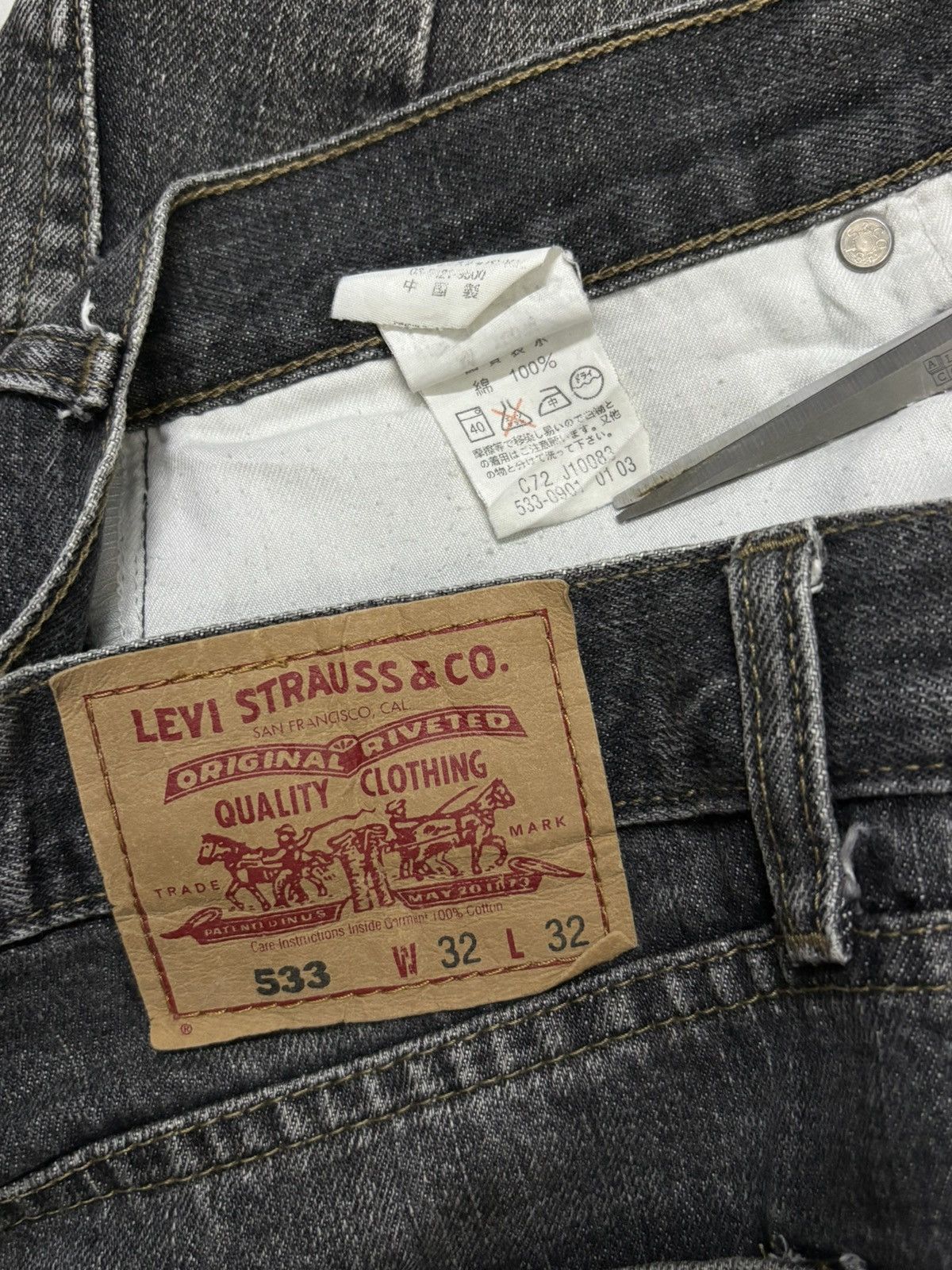 Levi's Vintage Y2K Levis 533 Charcoal Black Faded Wash Jeans Size US 30 / EU 46 - 21 Thumbnail