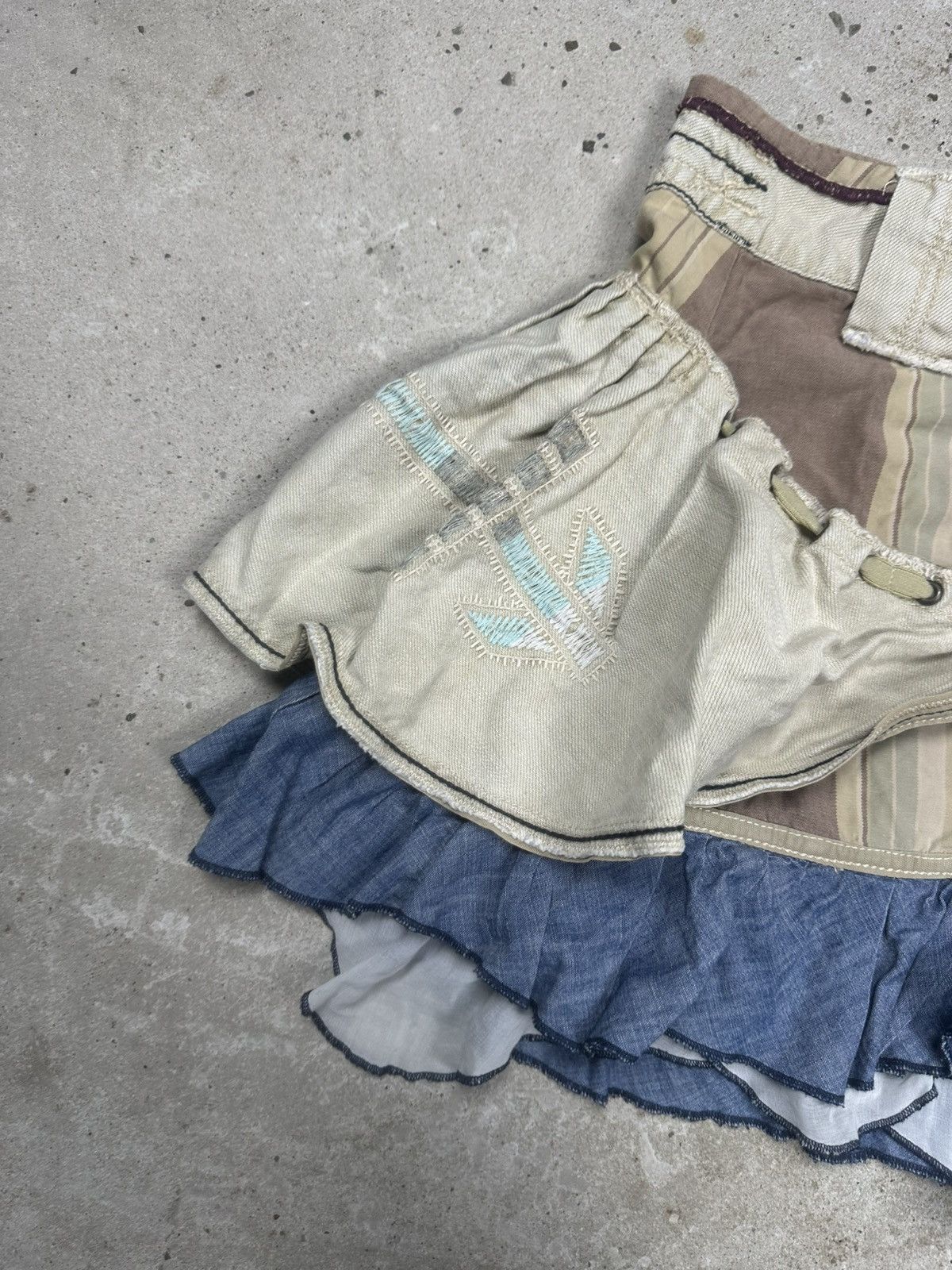 Marithe + Francois Girbaud Marithe Francois Girbaud Mini Patchwork Skirt Iconic Size 27" / US 4 / IT 40 - 6 Thumbnail